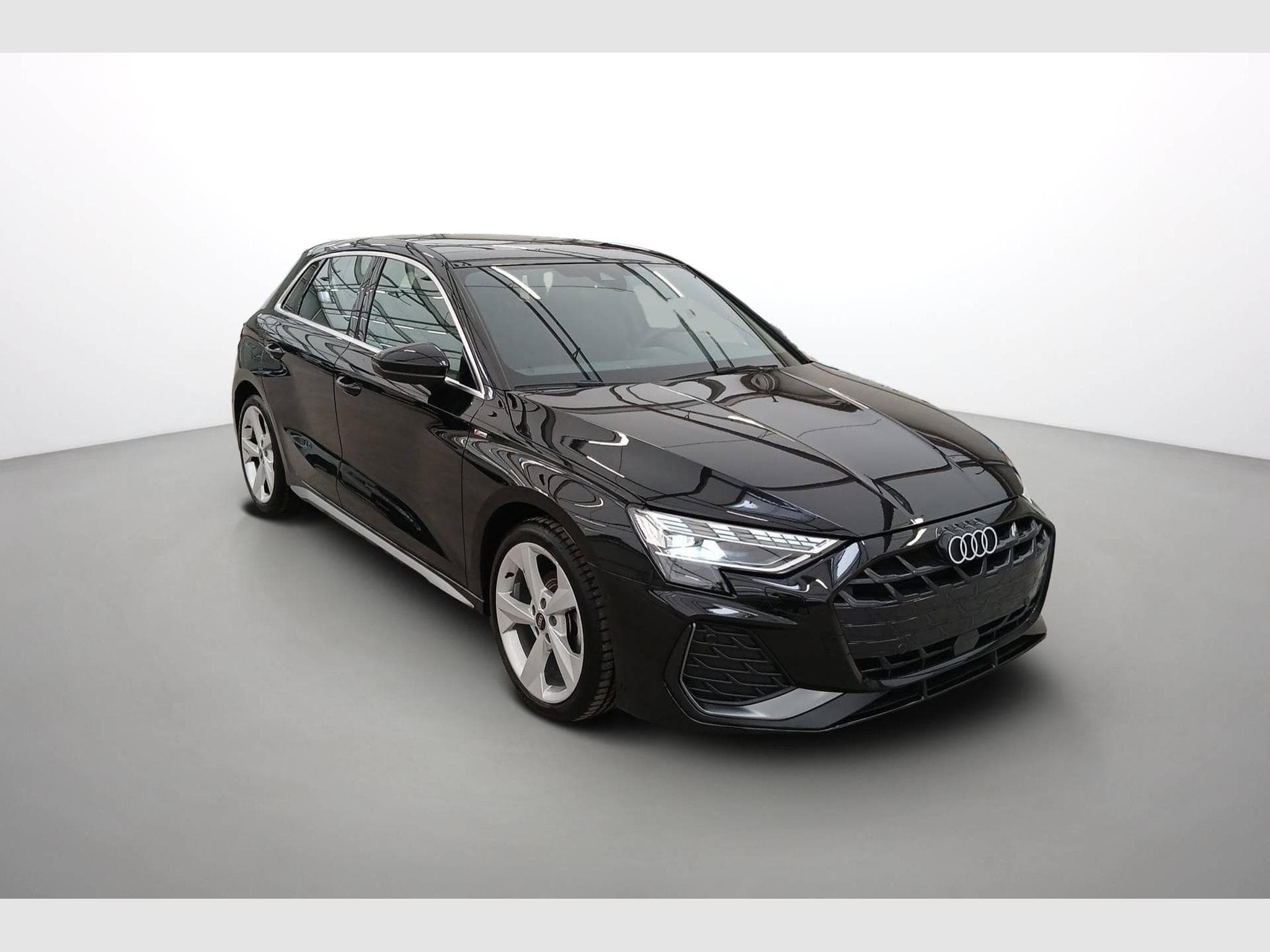 Audi A3 S line (2025) - Photo 2