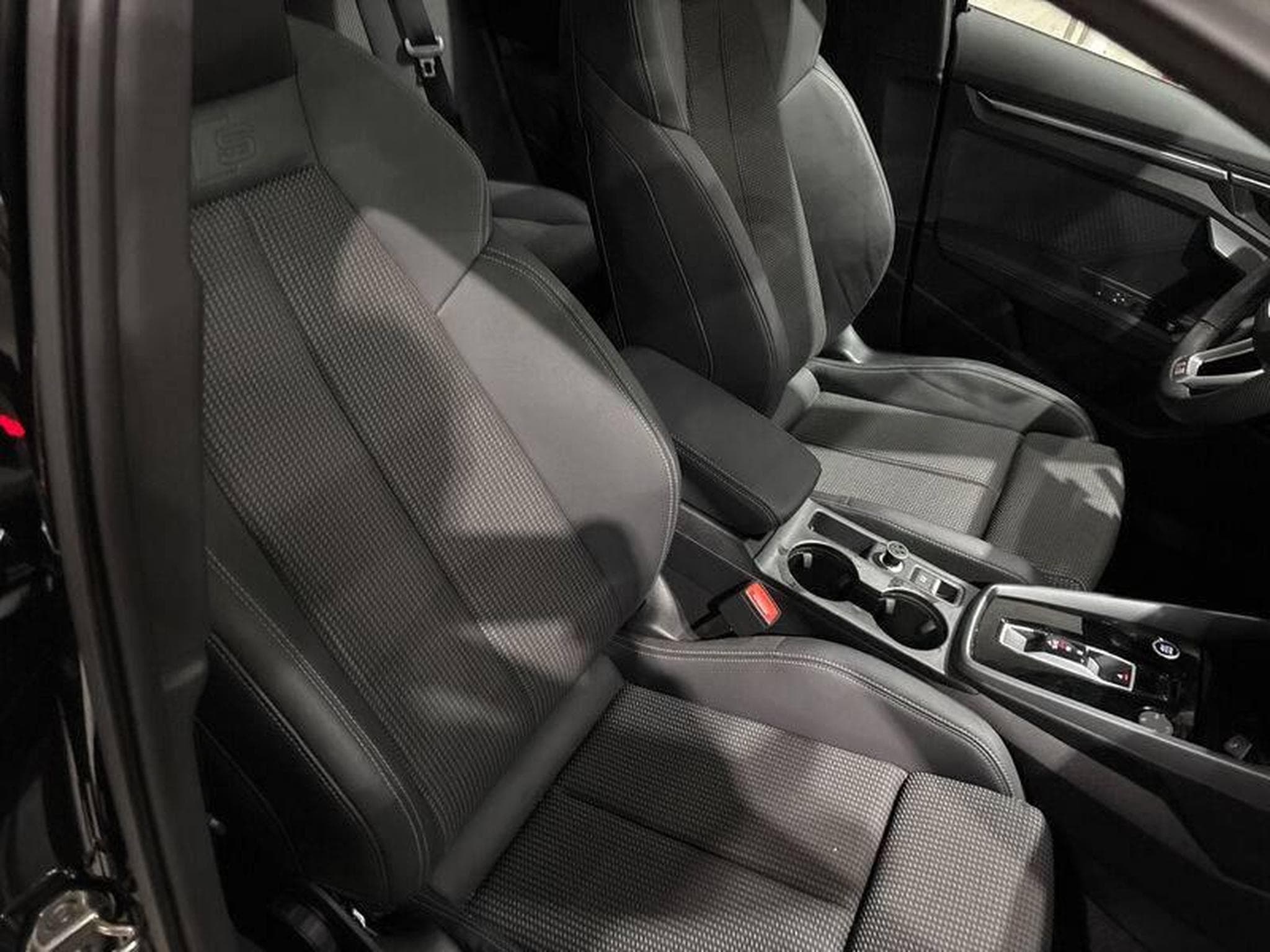 Audi A3 S line (2025) - Photo 15