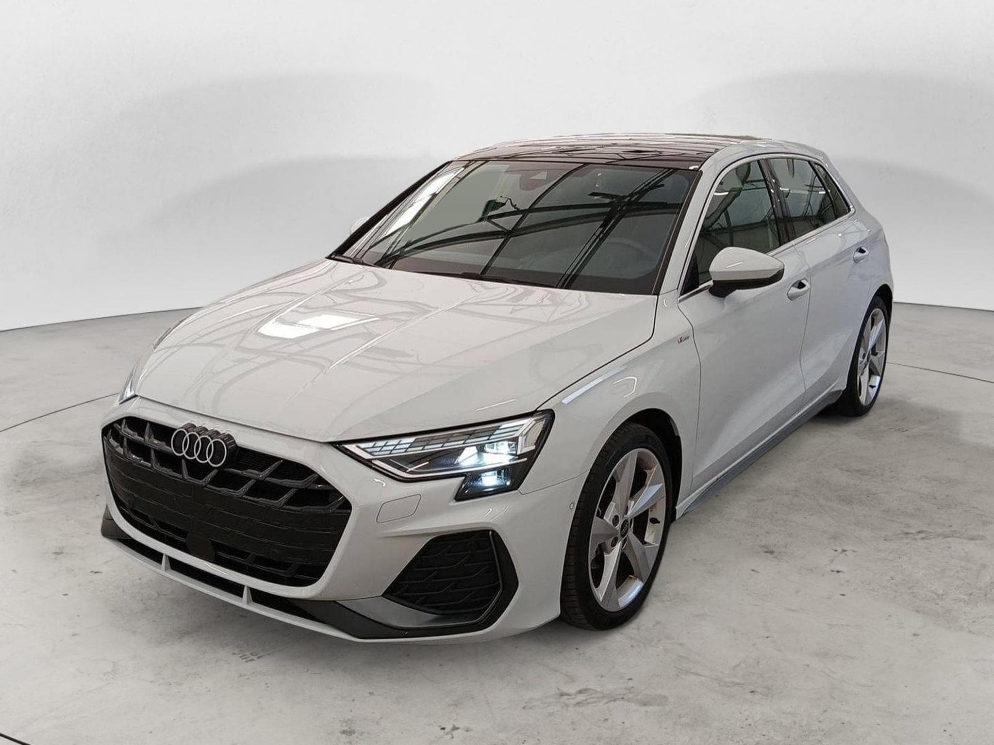 Audi A3 S line (2025) - Photo 1