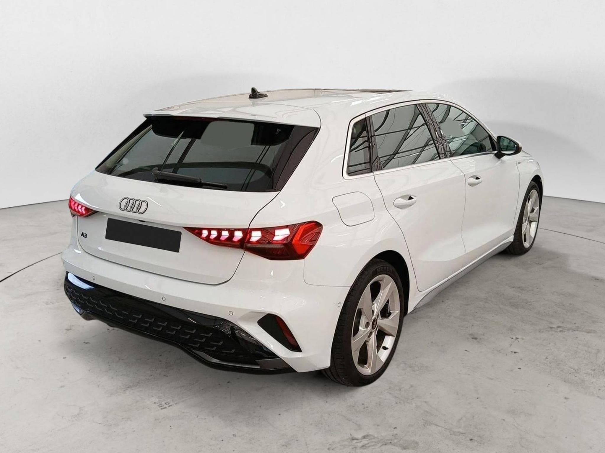 Audi A3 S line (2025) - Photo 3