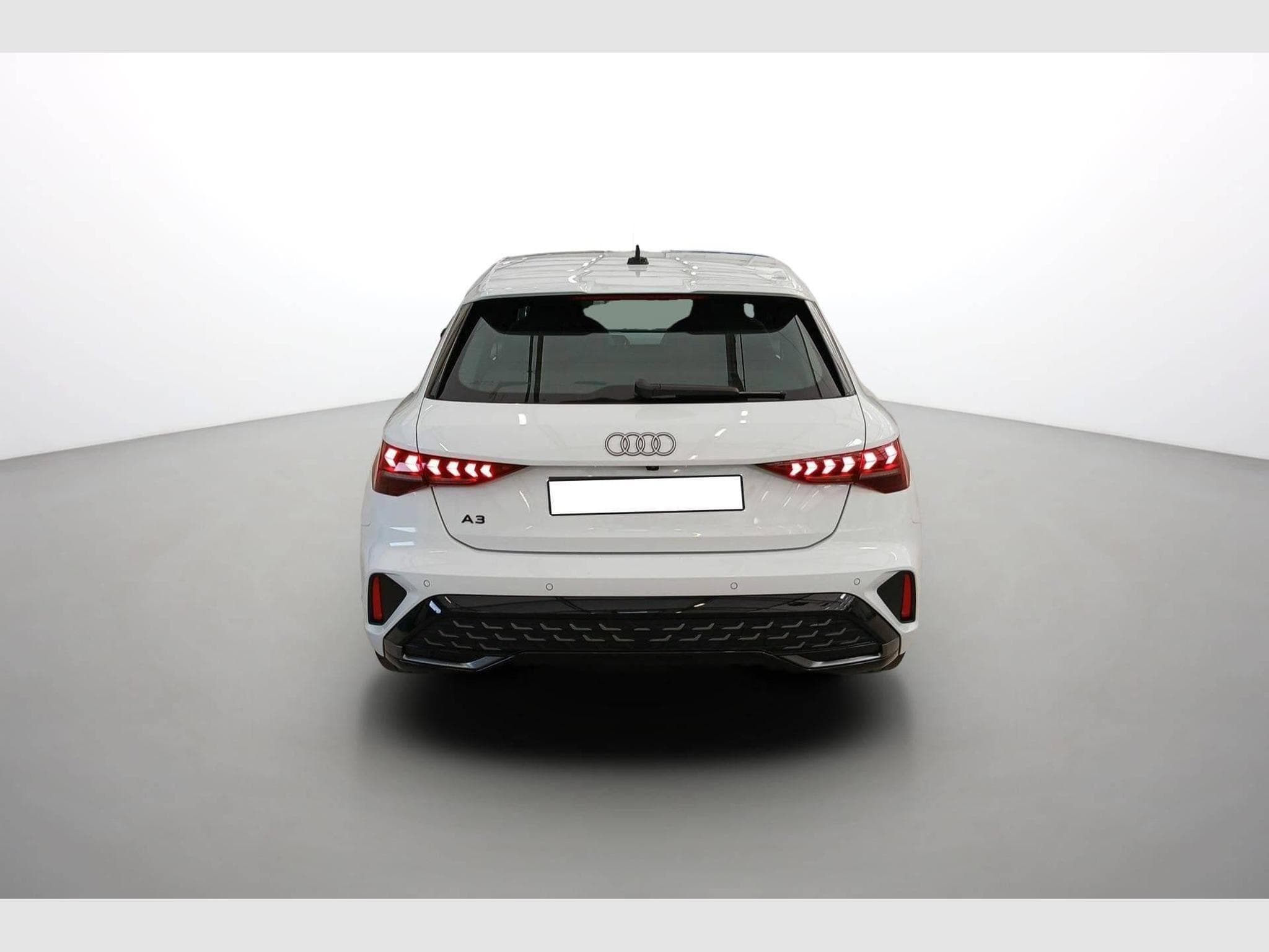 Audi A3 S line (2025) - Photo 5