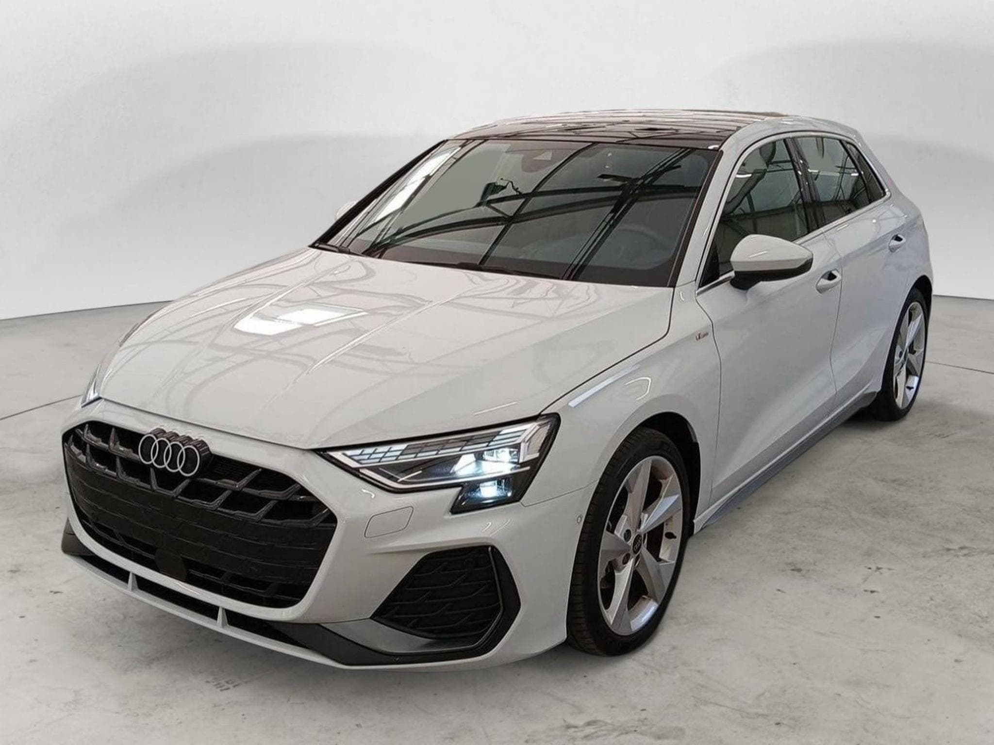 Audi A3 S line (2025) - Photo 17