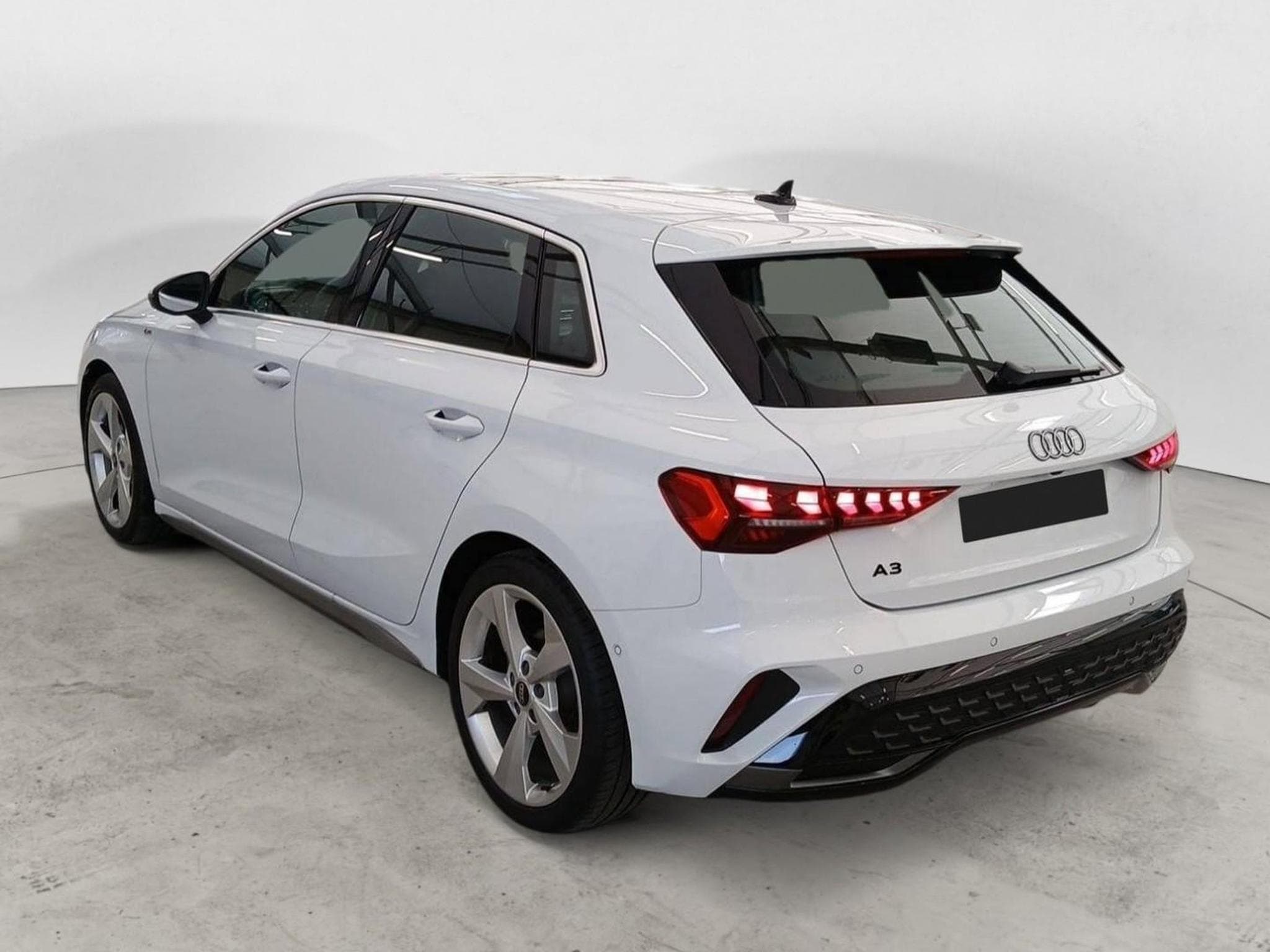 Audi A3 S line (2025) - Photo 20