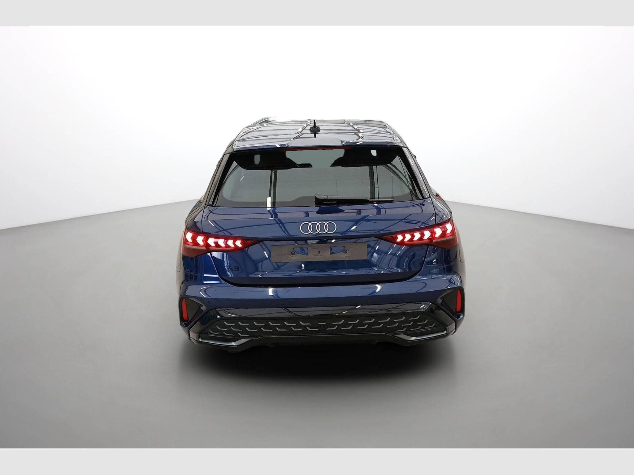 Audi A3 S line (2025) - Photo 6