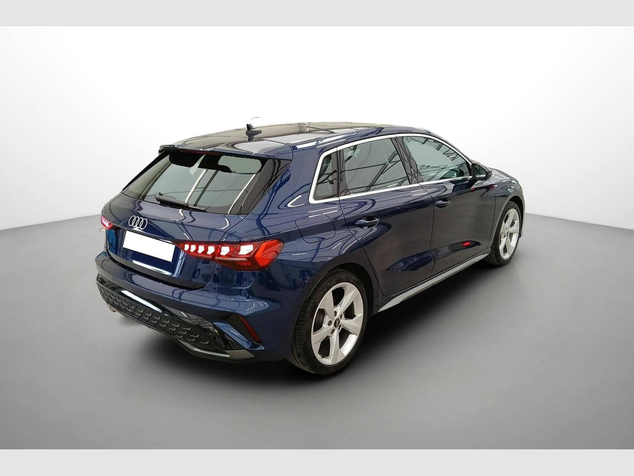 Audi A3 S line (2025) - Photo 4