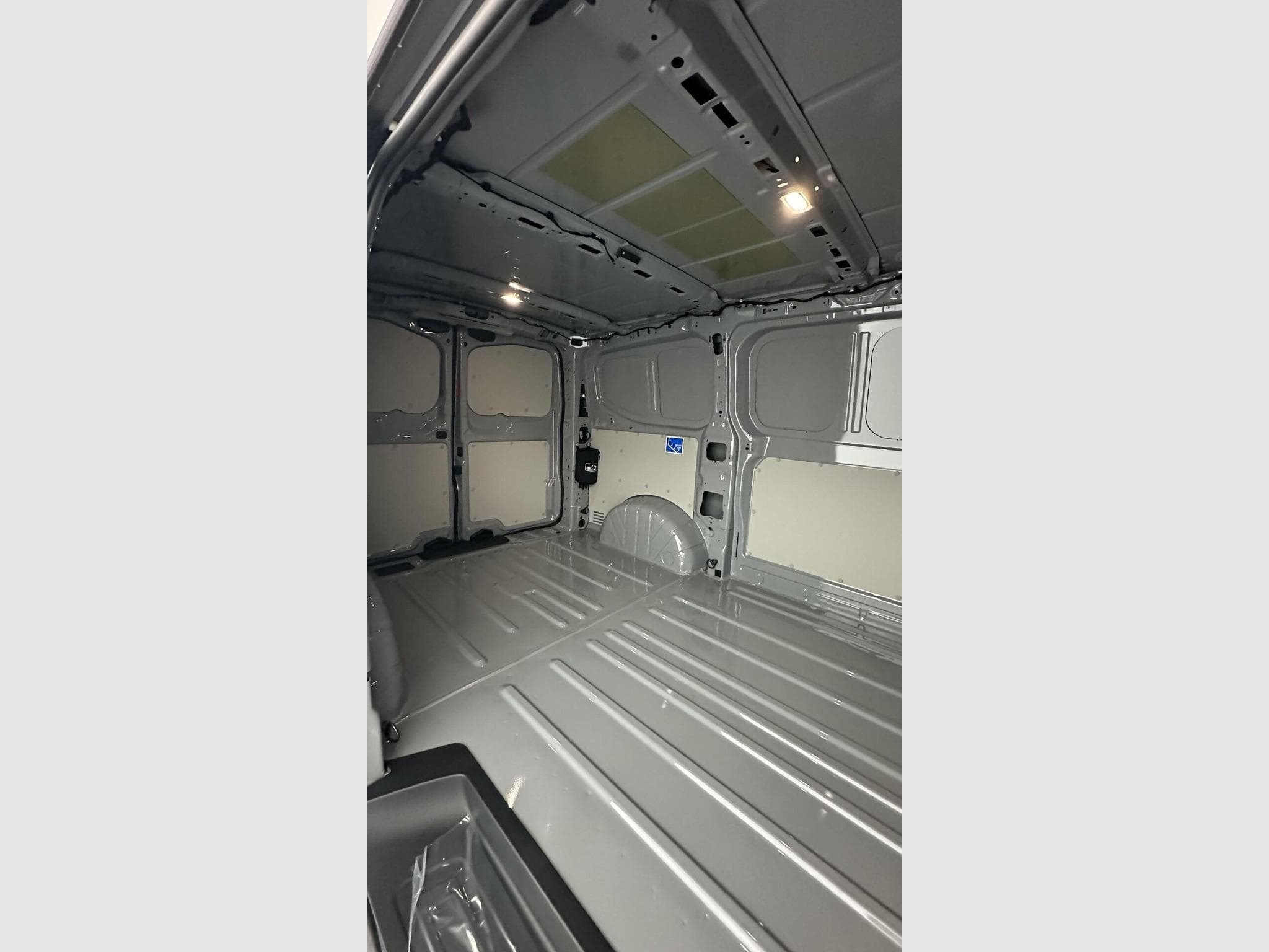 VW T5 Kastenwagen Business T7 L1 (2025) - Foto 8