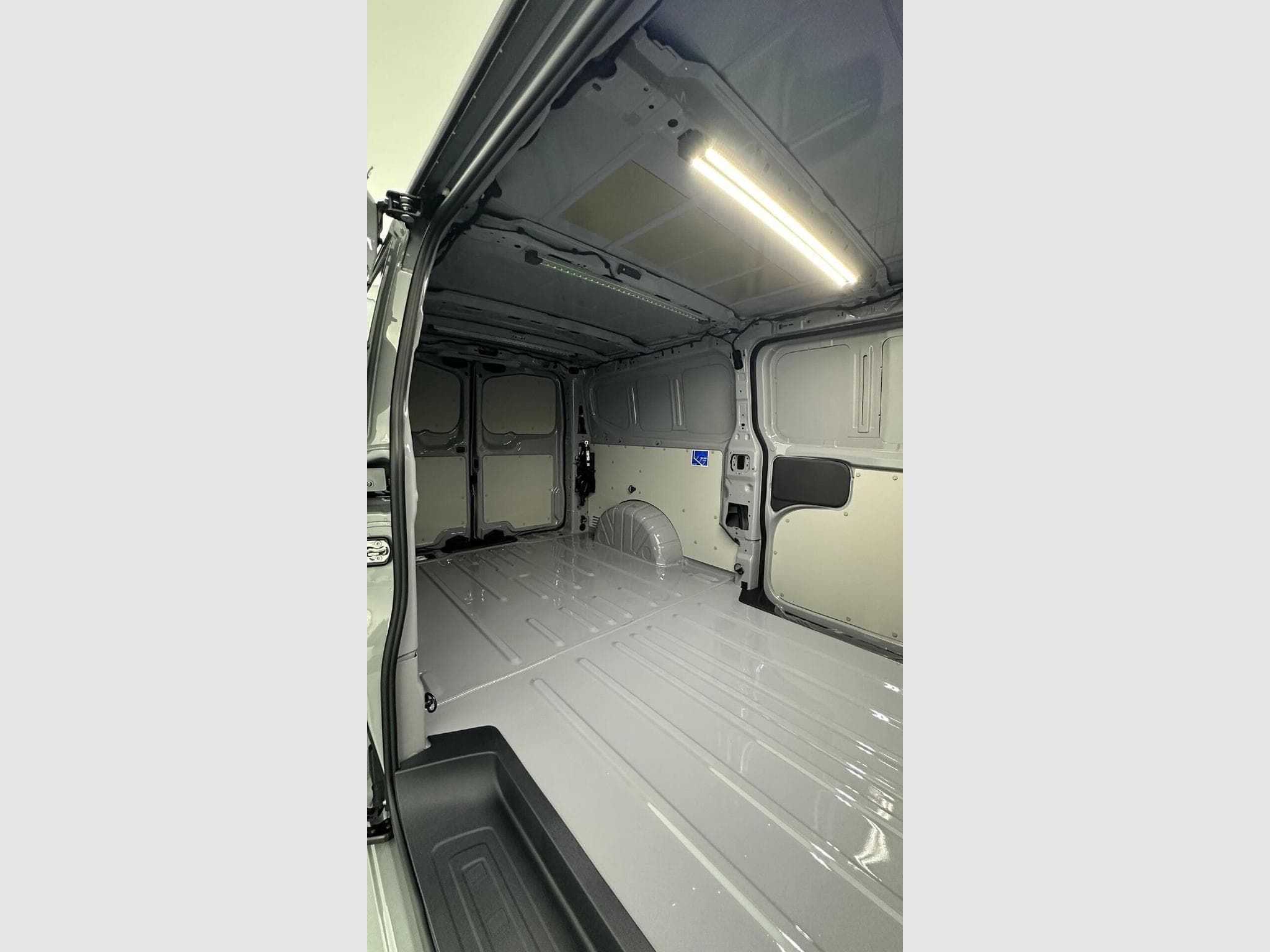 VW T5 Kastenwagen Business T7 L2H1 (2026) - Foto 8