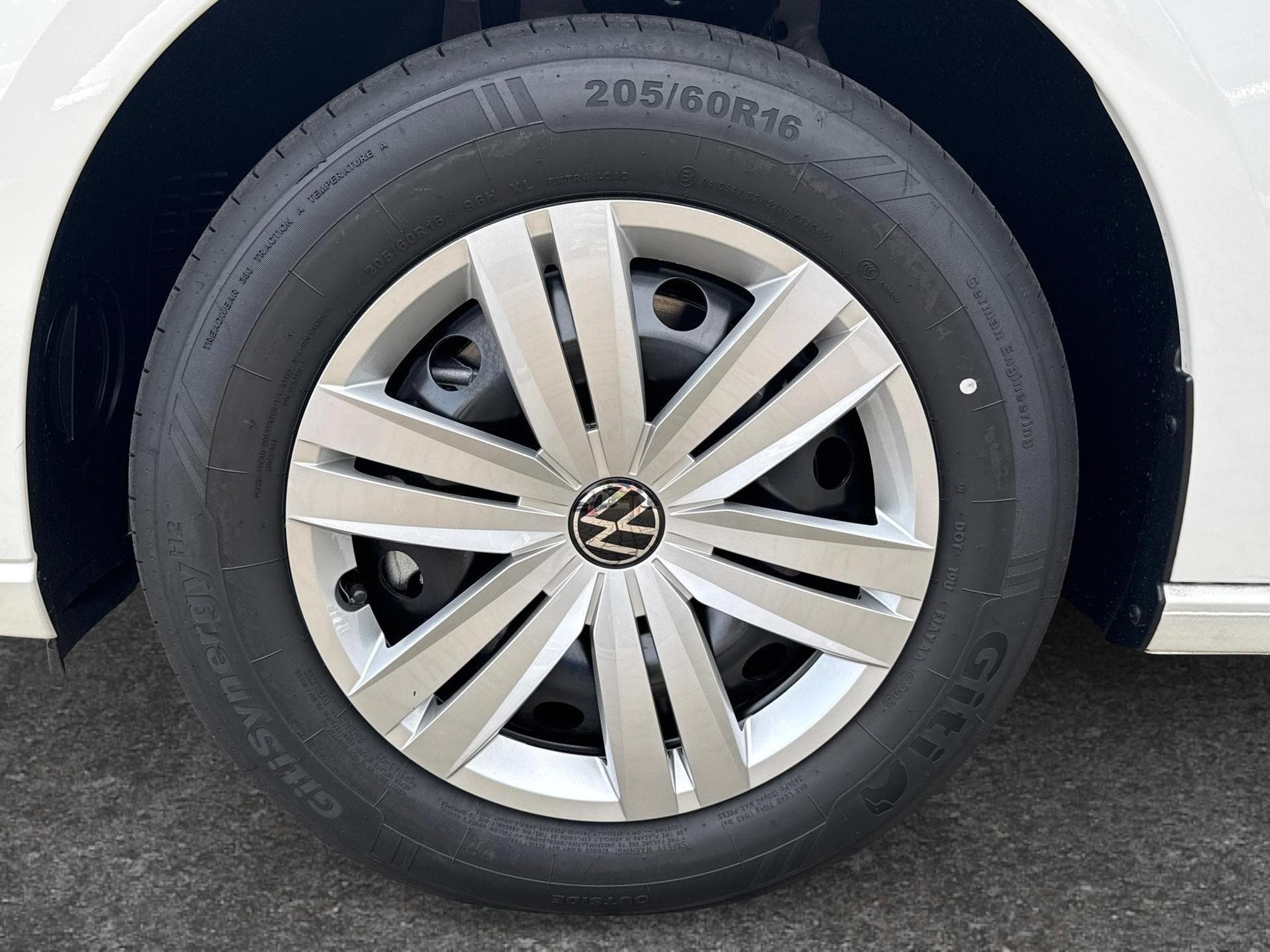 VW Caddy Caddy Maxi (2026) - Photo 11
