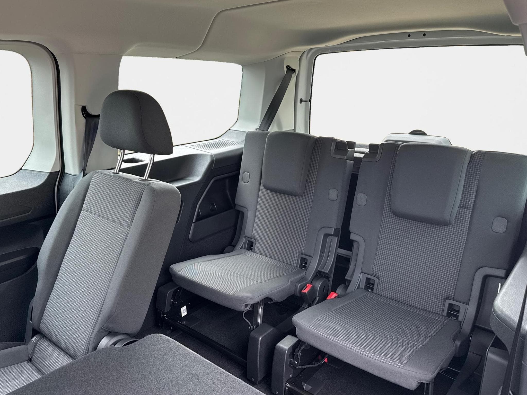 VW Caddy Caddy Maxi (2026) - Photo 16