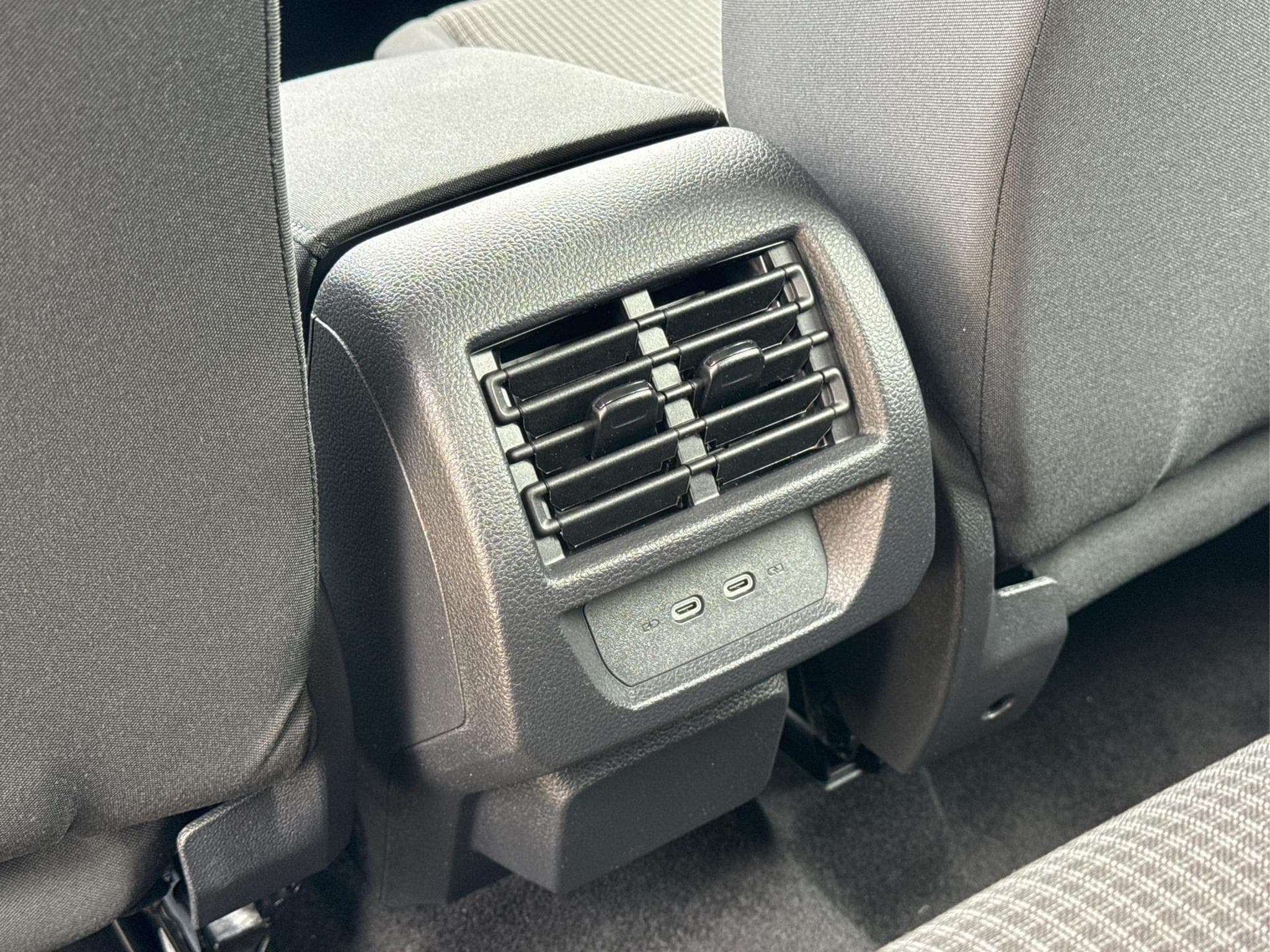 VW Caddy Caddy Maxi (2026) - Photo 15