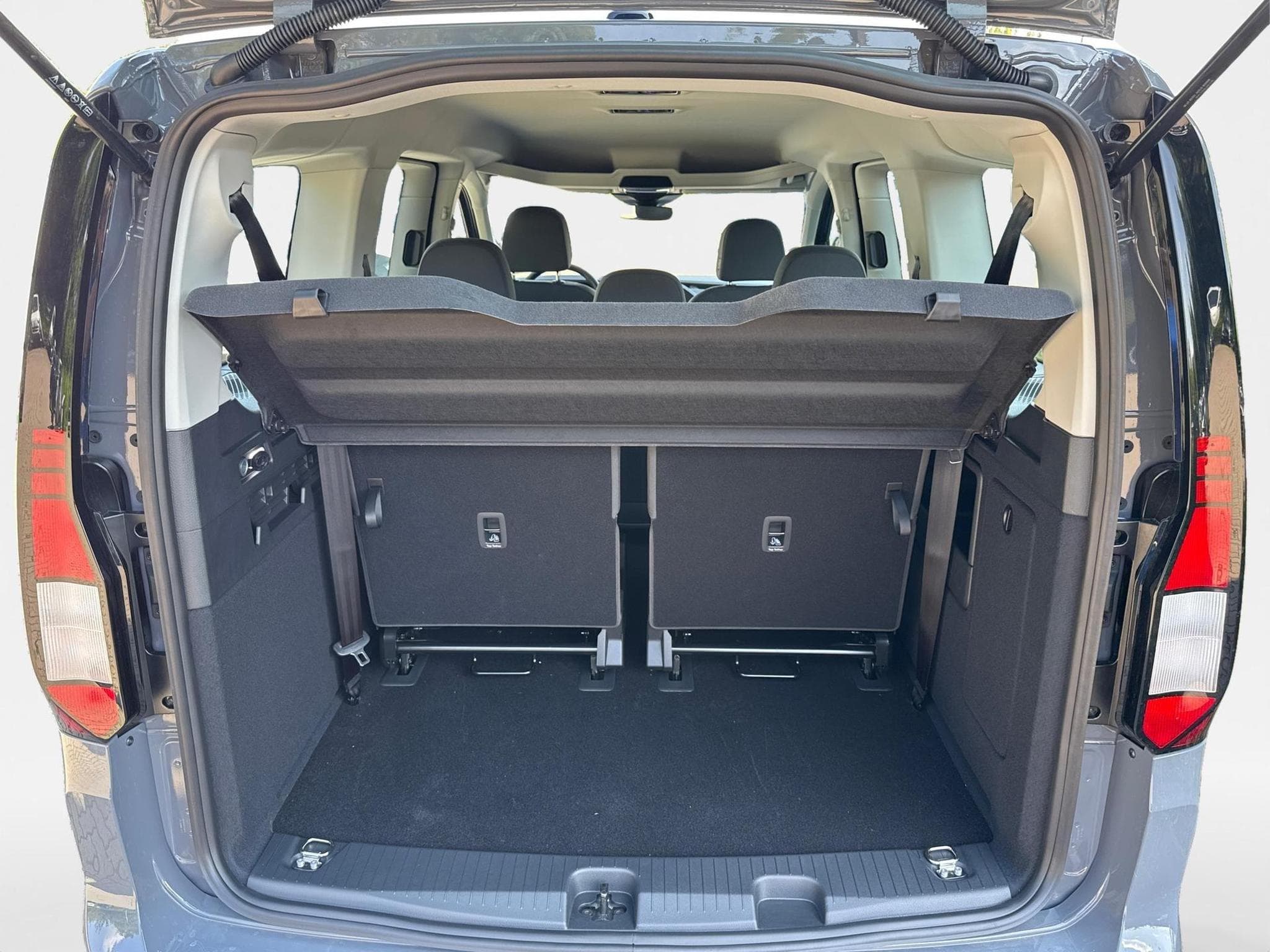 VW Caddy Caddy Maxi (2026) - Photo 11