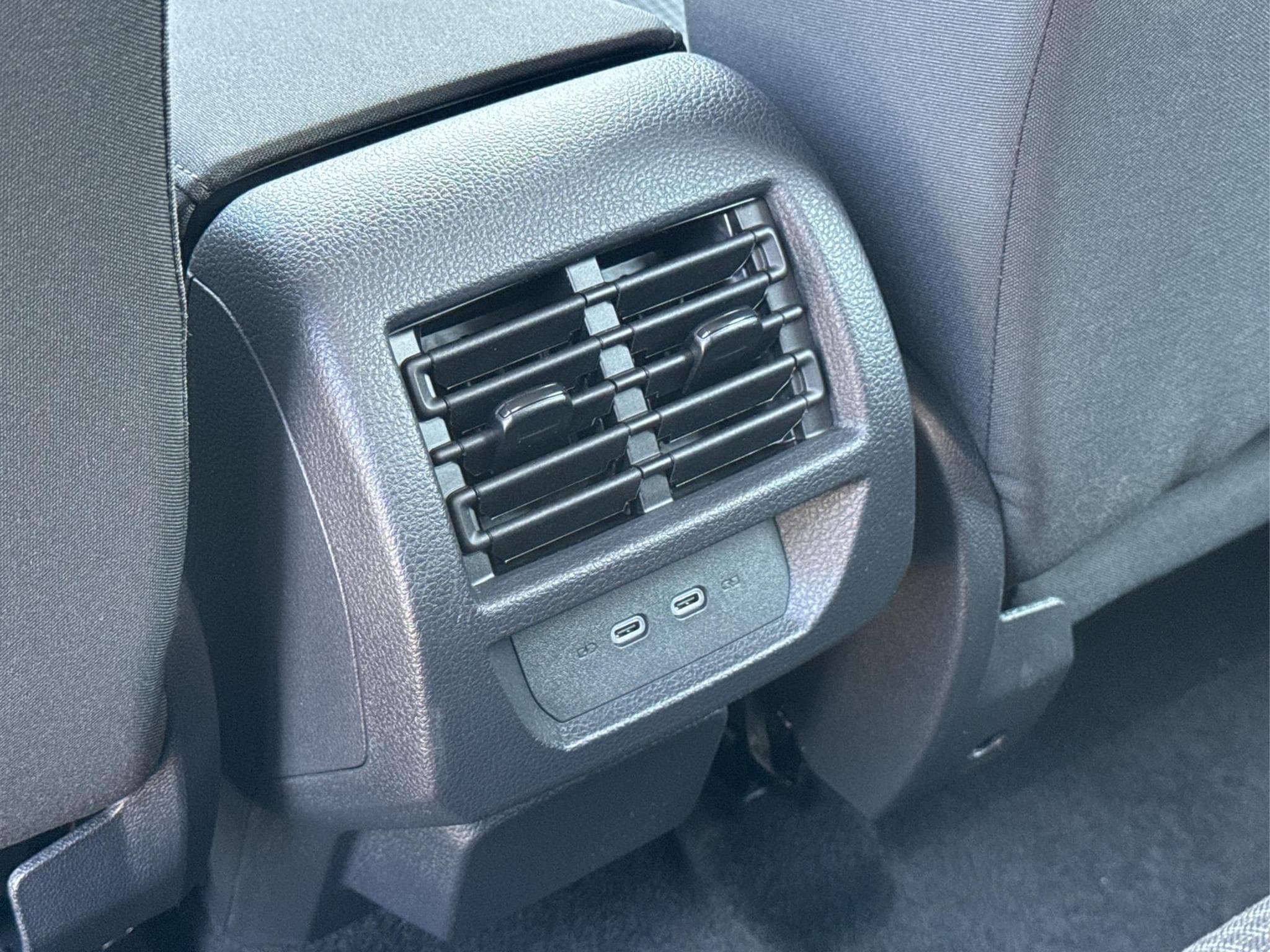 VW Caddy Caddy Maxi (2026) - Photo 24