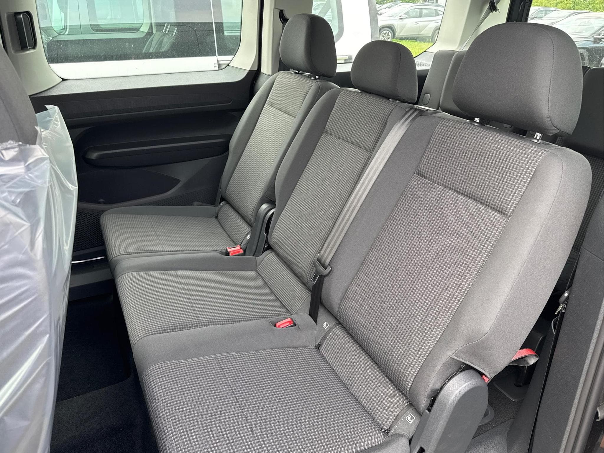 VW Caddy Caddy Maxi (2026) - Photo 23