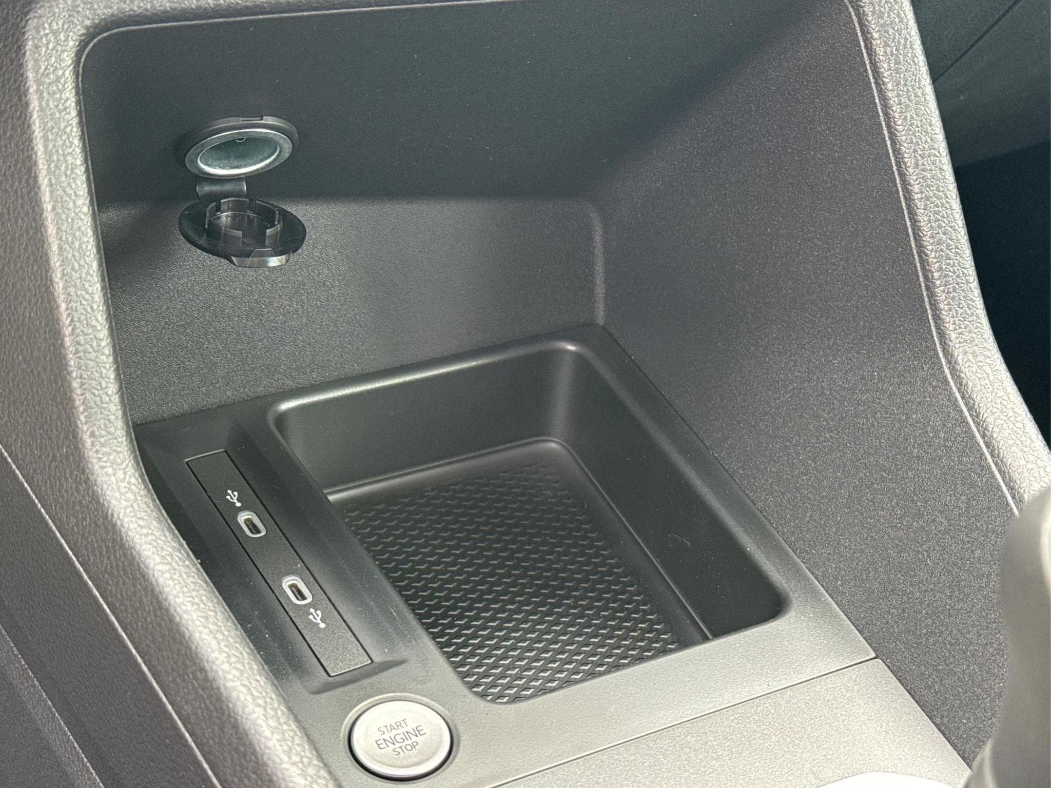 VW Caddy Caddy Maxi (2026) - Photo 24