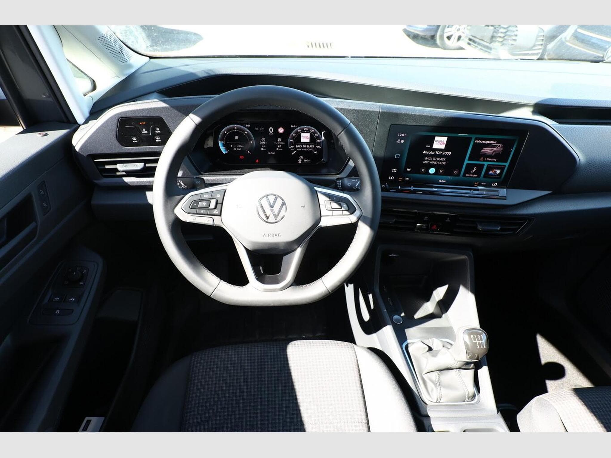 VW Caddy Life 7S Pano (2026) - Photo 7