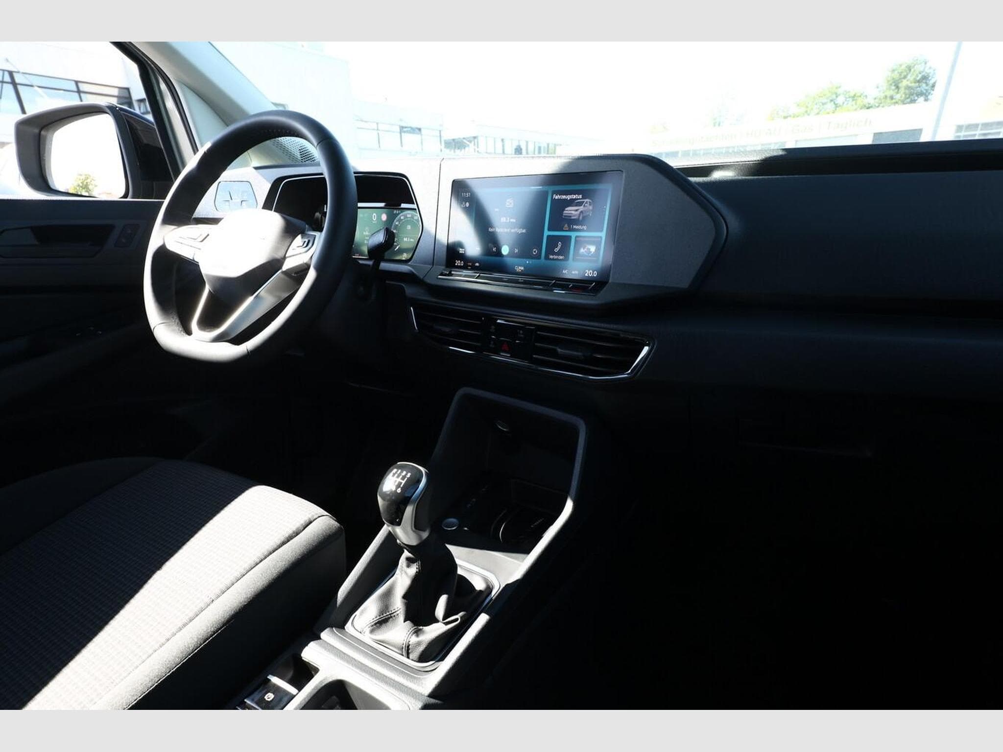 VW Caddy Life 7S LED (2026) - Photo 9