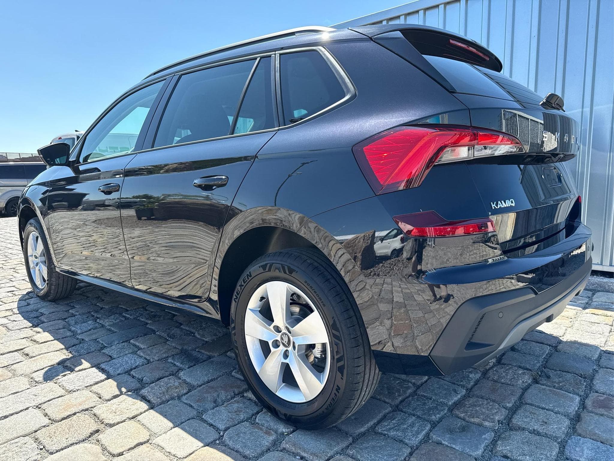 Skoda Kamiq EXTRA 1.5 TSI (2026) - Photo 4