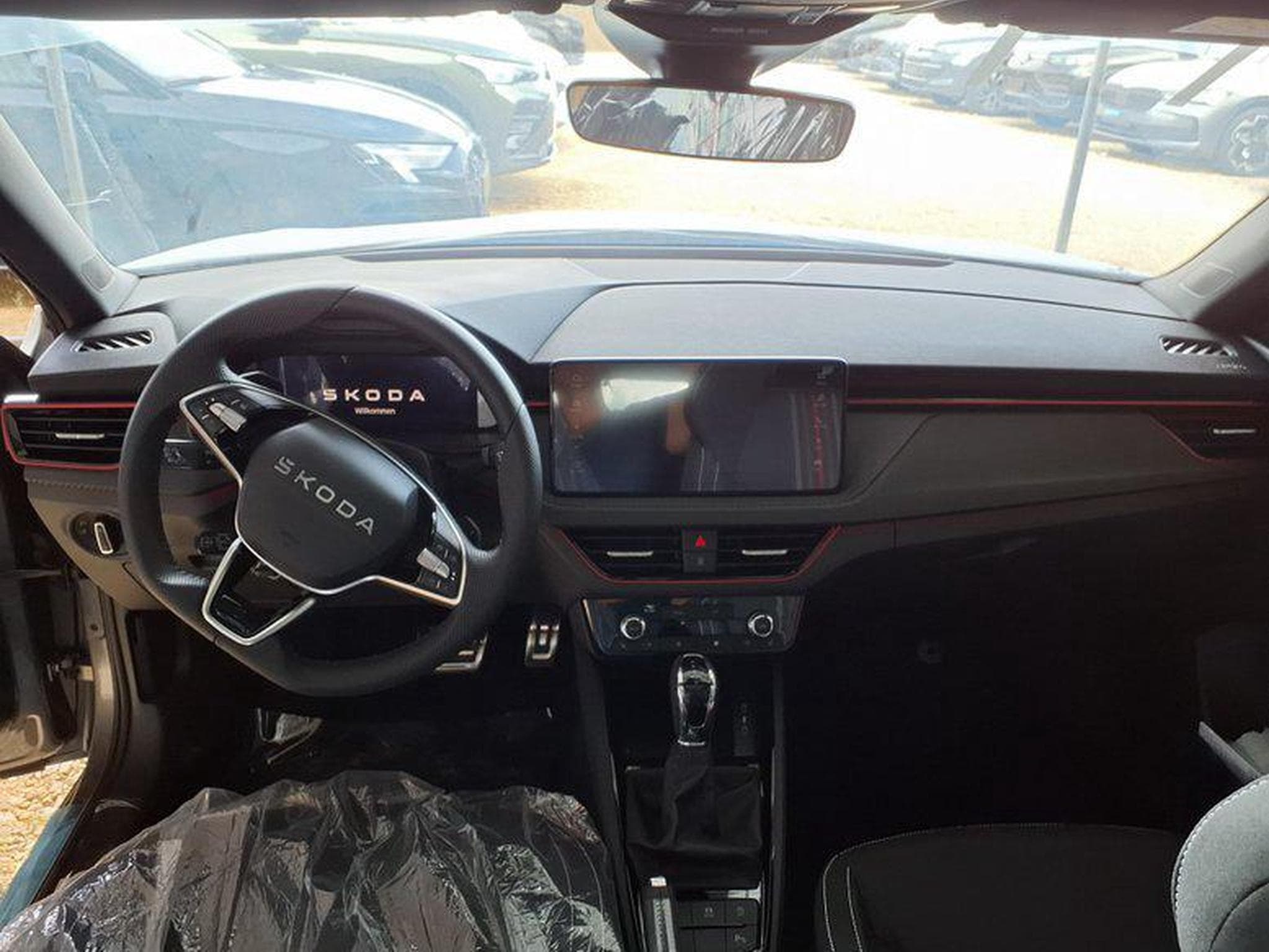 Skoda Kamiq Monte Carlo 1.5 TSI 7-Gang-DSG (2026) - Photo 7