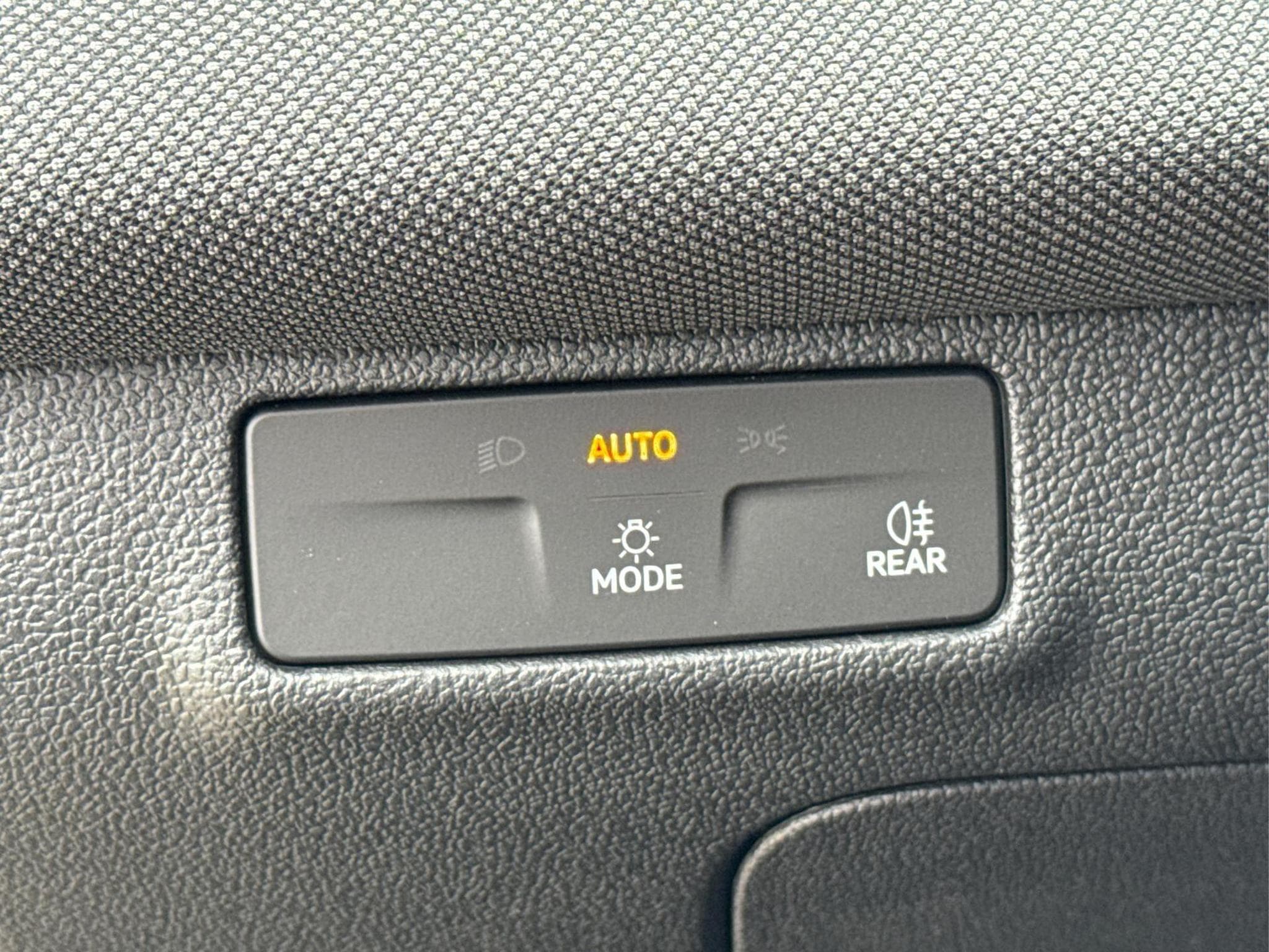 VW T-Roc LIFE (2026) - Photo 17
