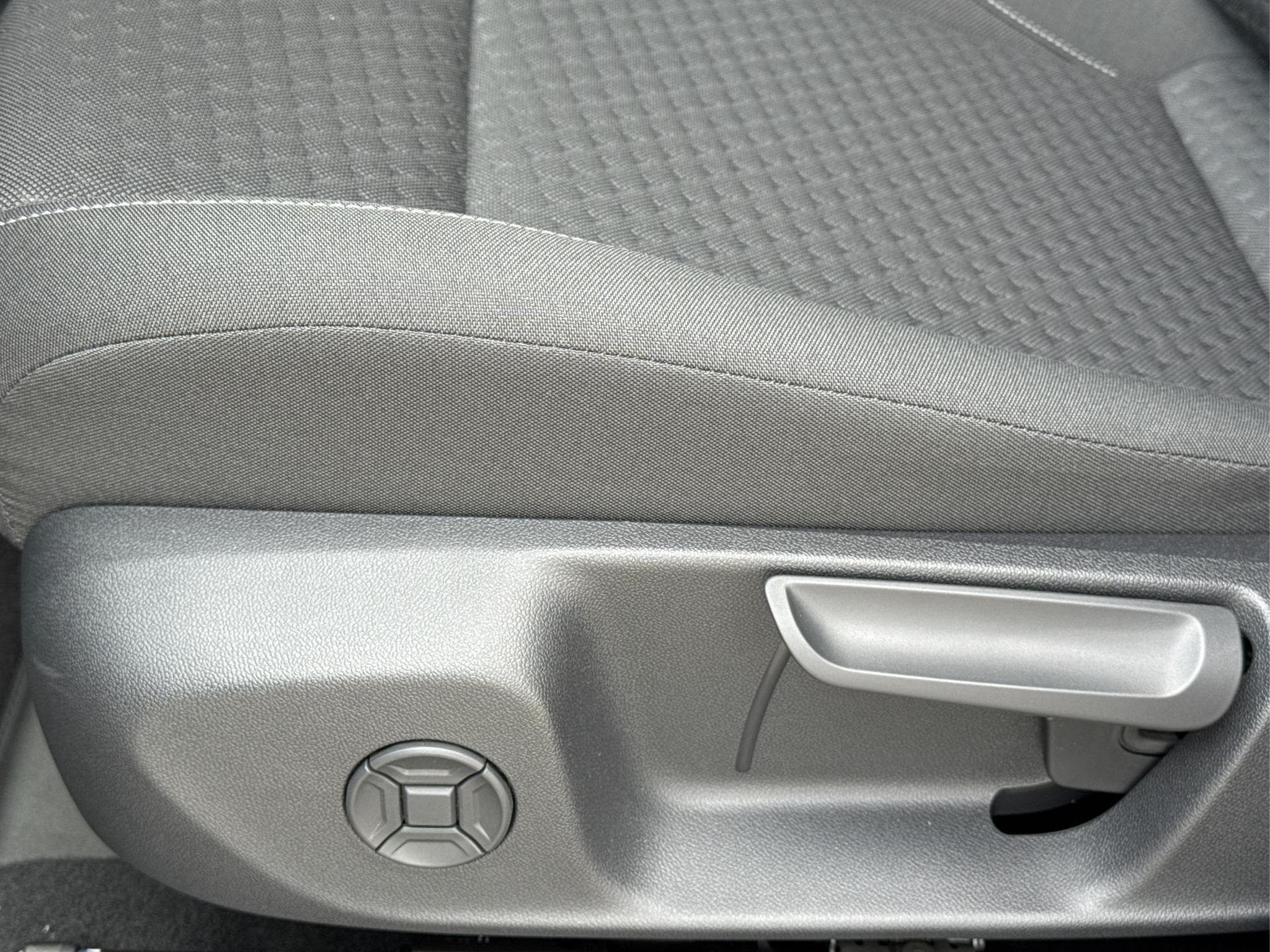VW T-Roc LIFE (2026) - Photo 18