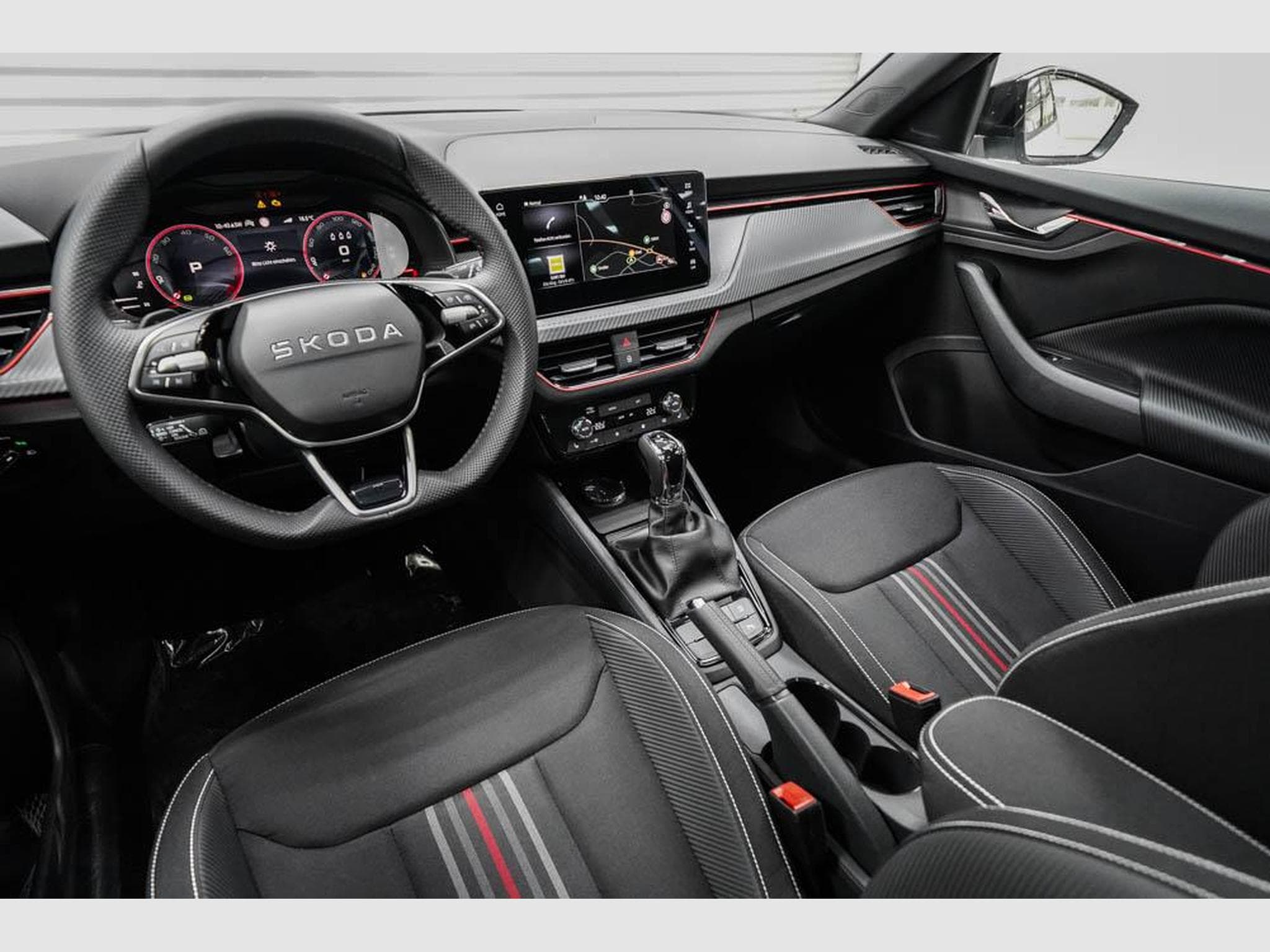 Skoda Kamiq 1,5 TSI DSG (2026) - Photo 7