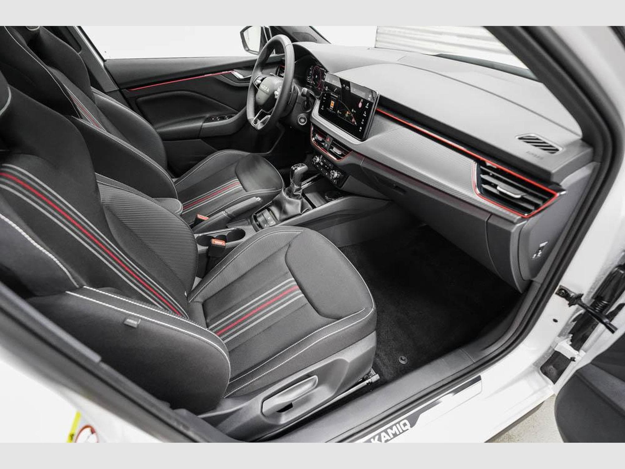 Skoda Kamiq 1,5 TSI DSG (2026) - Photo 20