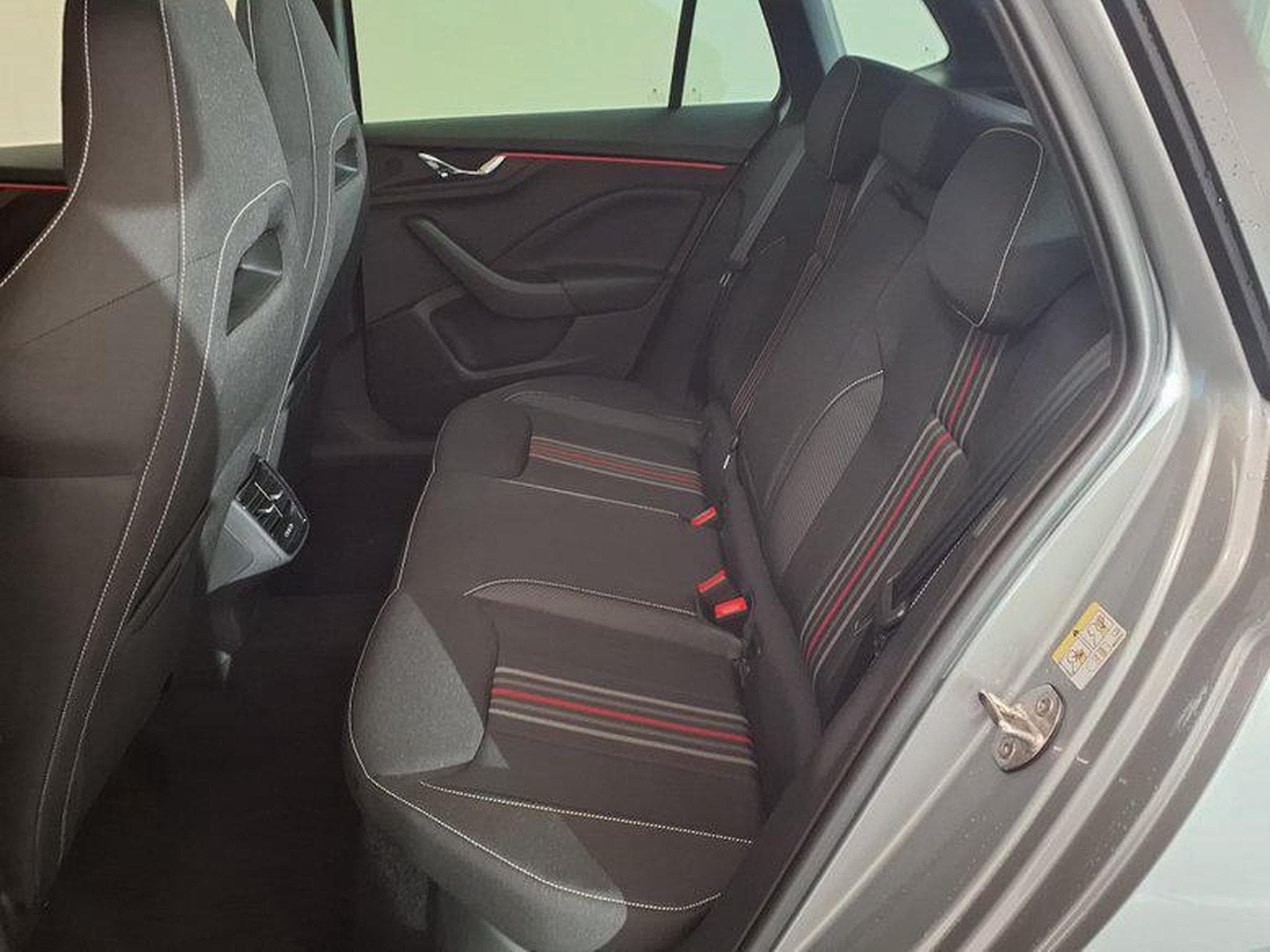 Skoda Kamiq Monte Carlo 1.0 TSI 7-Gang-DSG (2026) - Photo 10