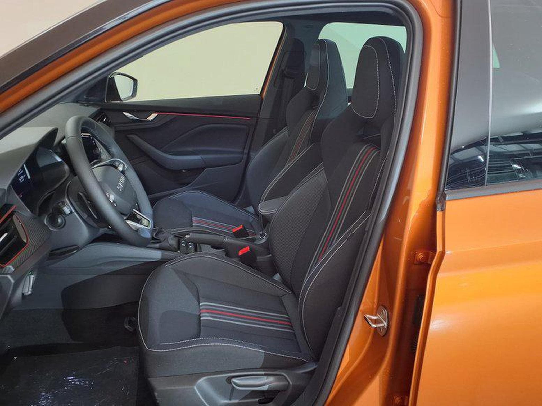 Skoda Kamiq Monte Carlo 1.0 TSI 7-Gang-DSG (2026) - Photo 9