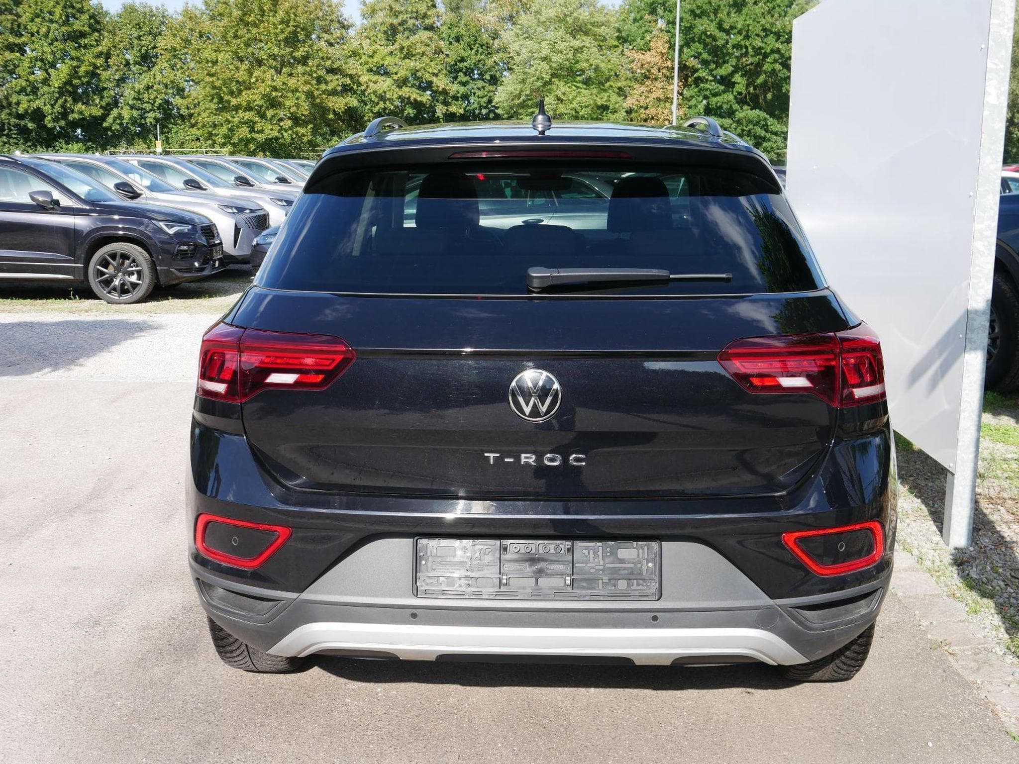 VW T-Roc LIFE (2025) - Photo 2