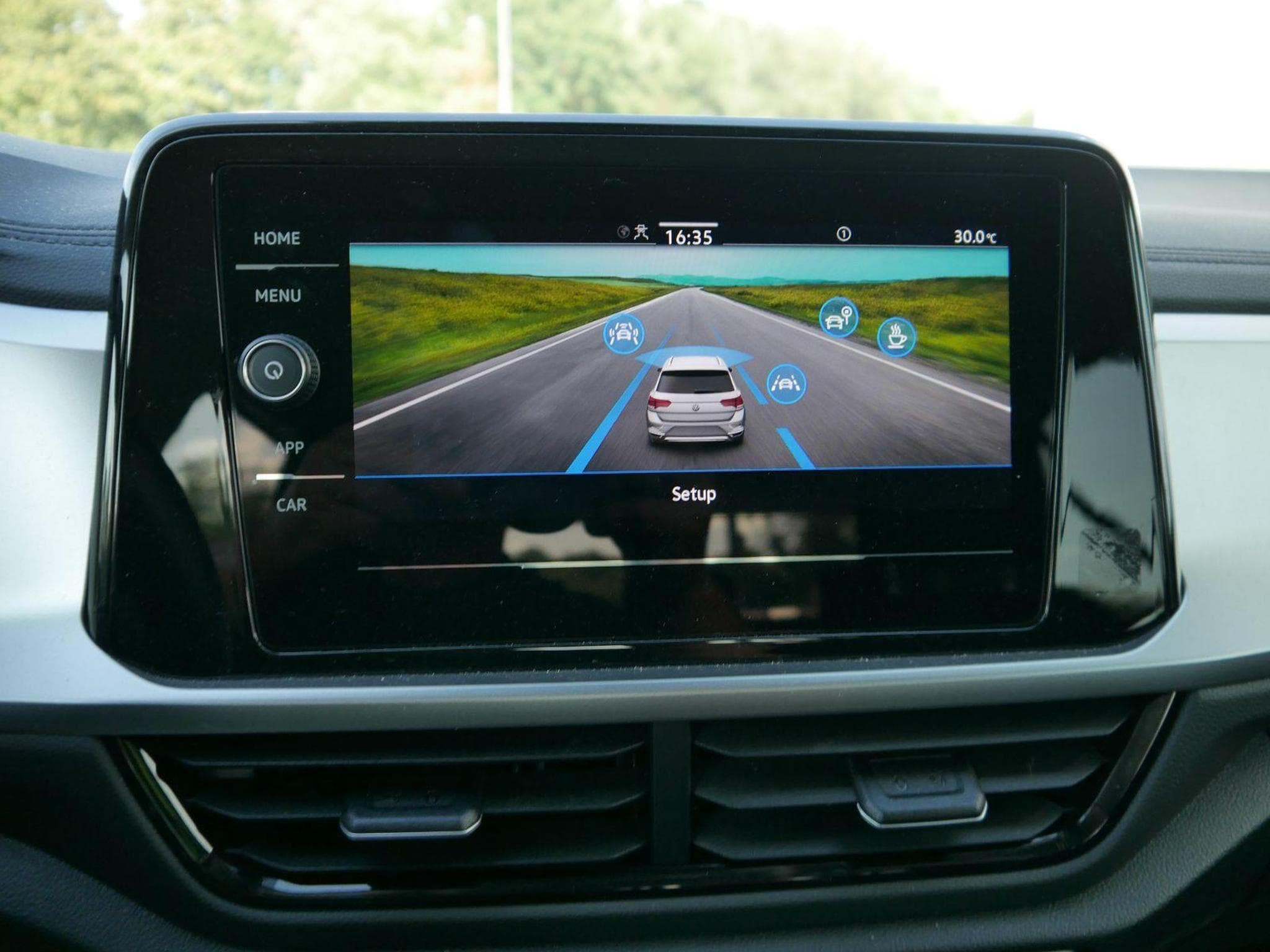 VW T-Roc LIFE (2025) - Photo 14