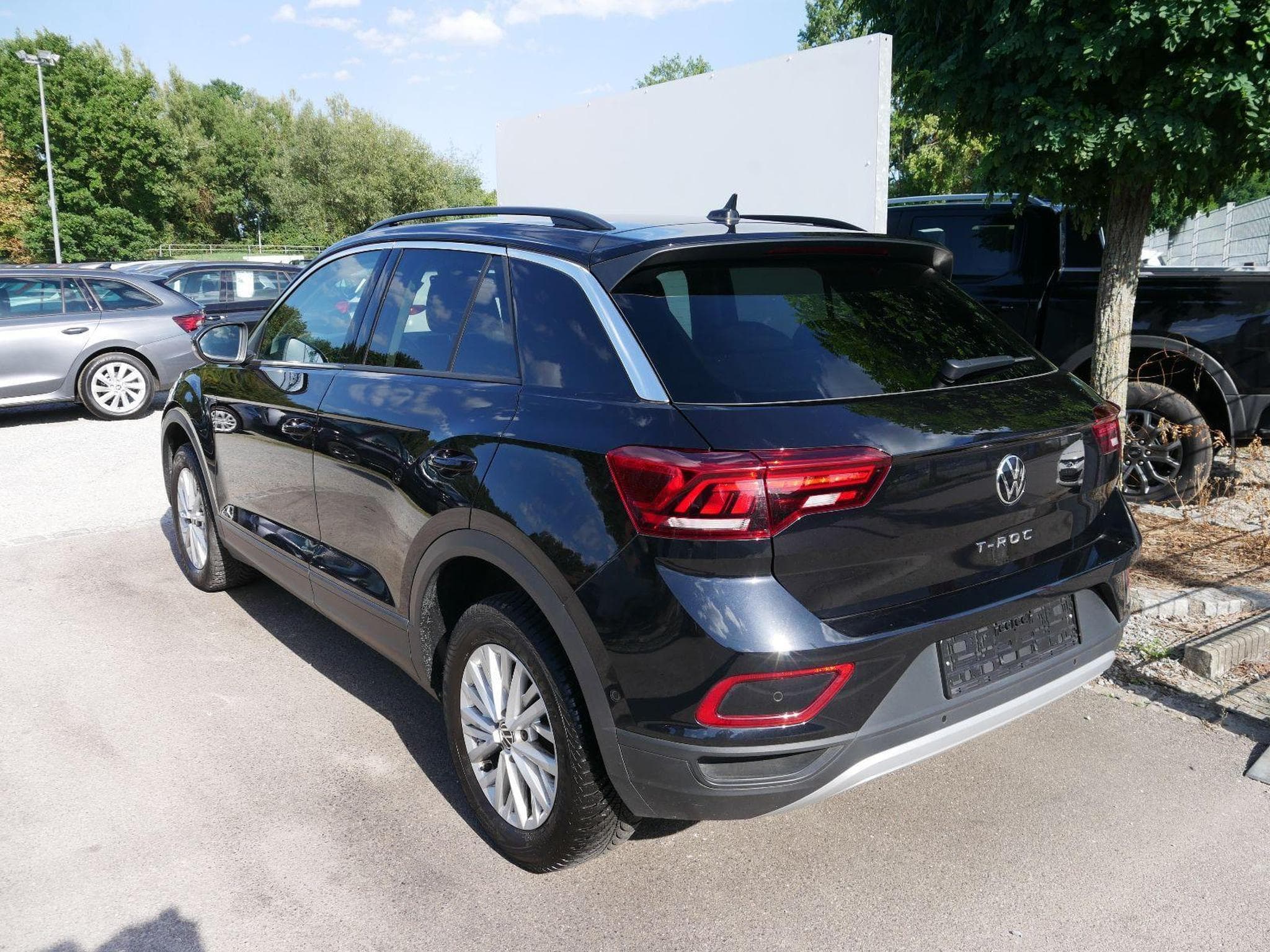 VW T-Roc LIFE (2025) - Photo 6