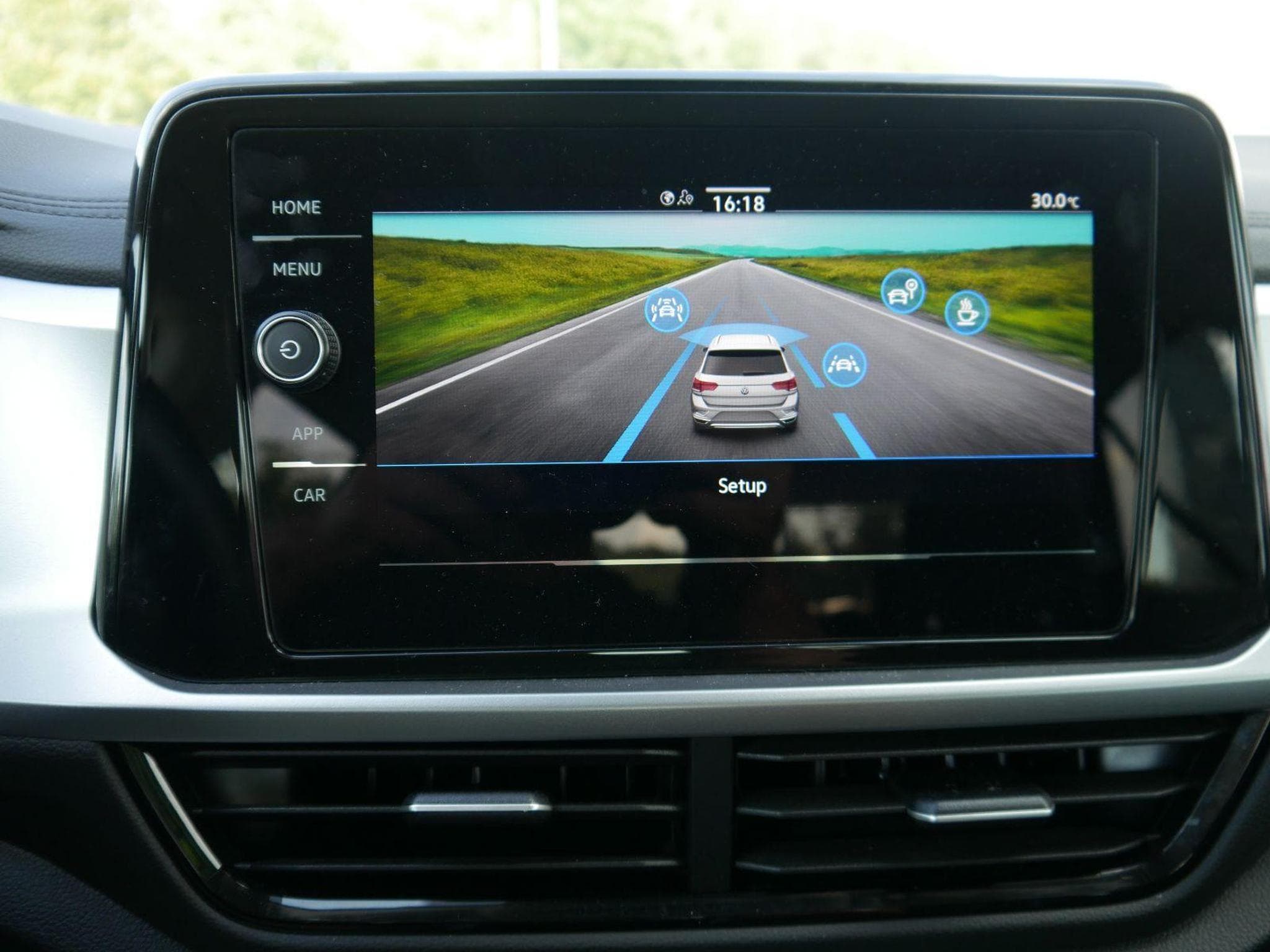 VW T-Roc LIFE (2025) - Photo 14