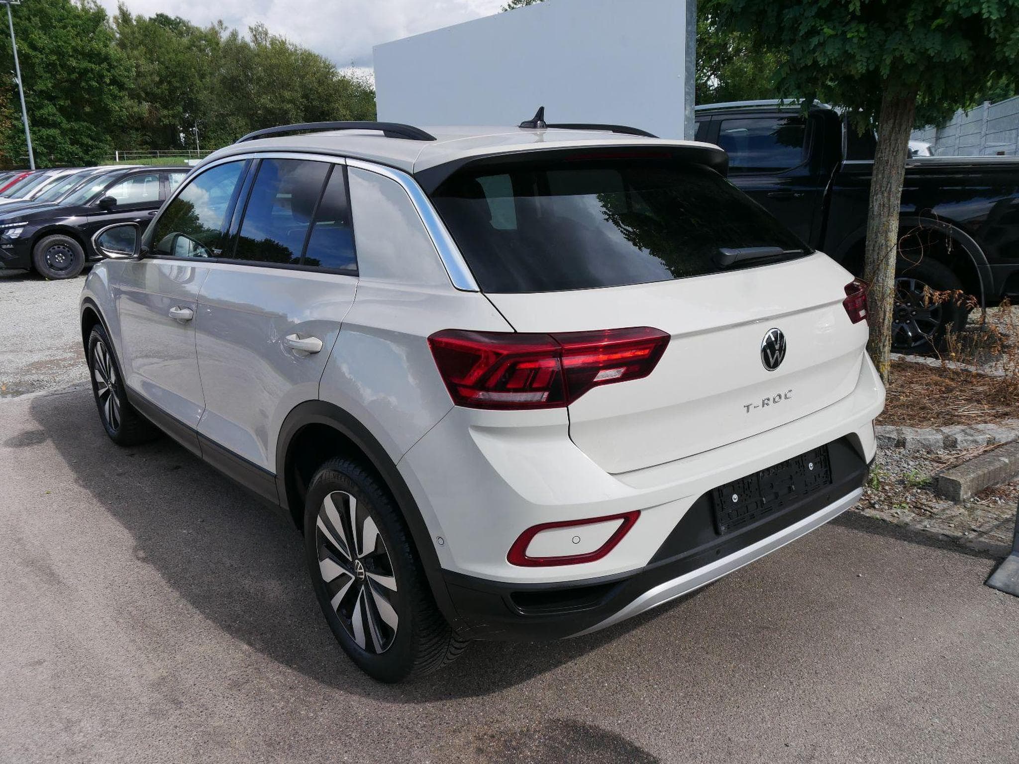VW T-Roc move (2024) - Photo 6