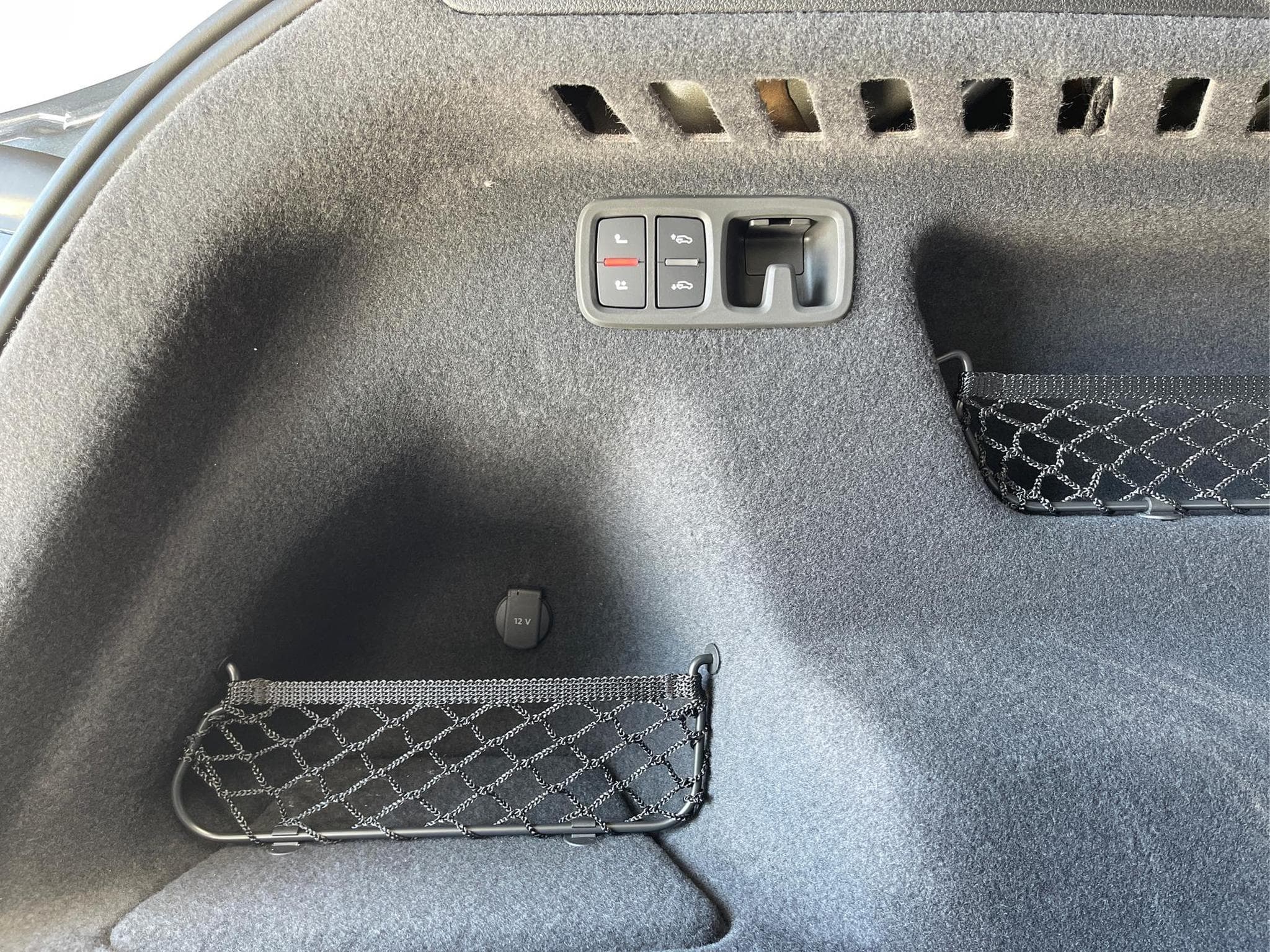 Audi Q8 50 TDI quattro (2026) - Photo 22