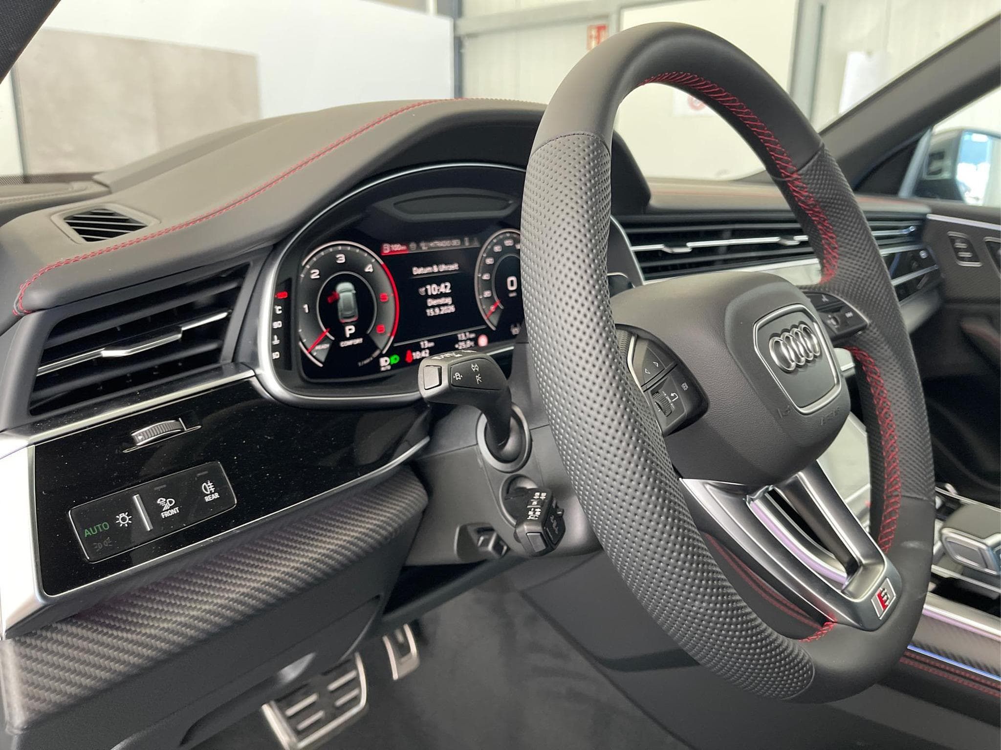 Audi Q8 50 TDI quattro (2026) - Photo 25