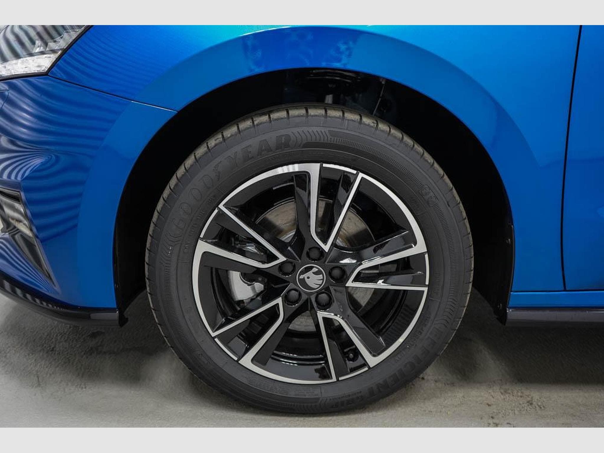 Skoda Fabia 1,5 TSI DSG (2026) - Photo 5