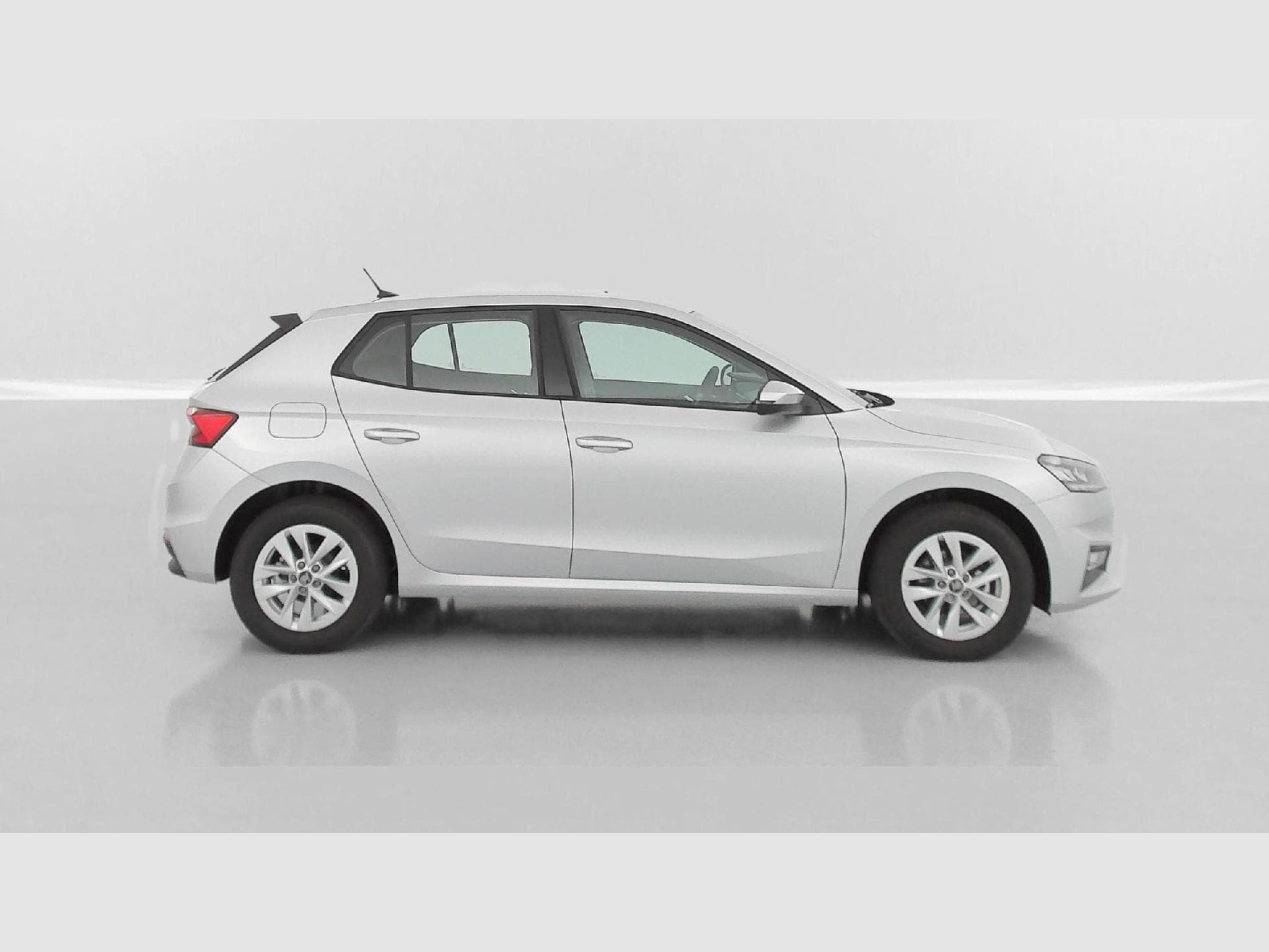 Skoda Fabia Selection (2025) - Photo 25