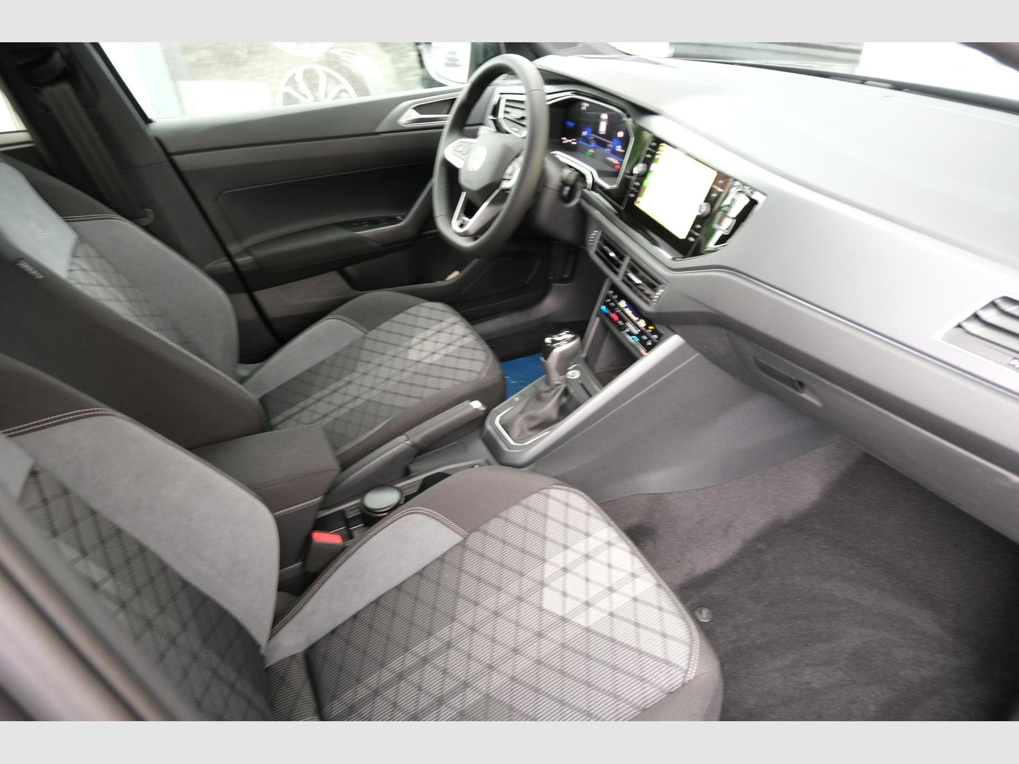 VW Taigo 1.5 TSI DSG (2026) - Photo 21