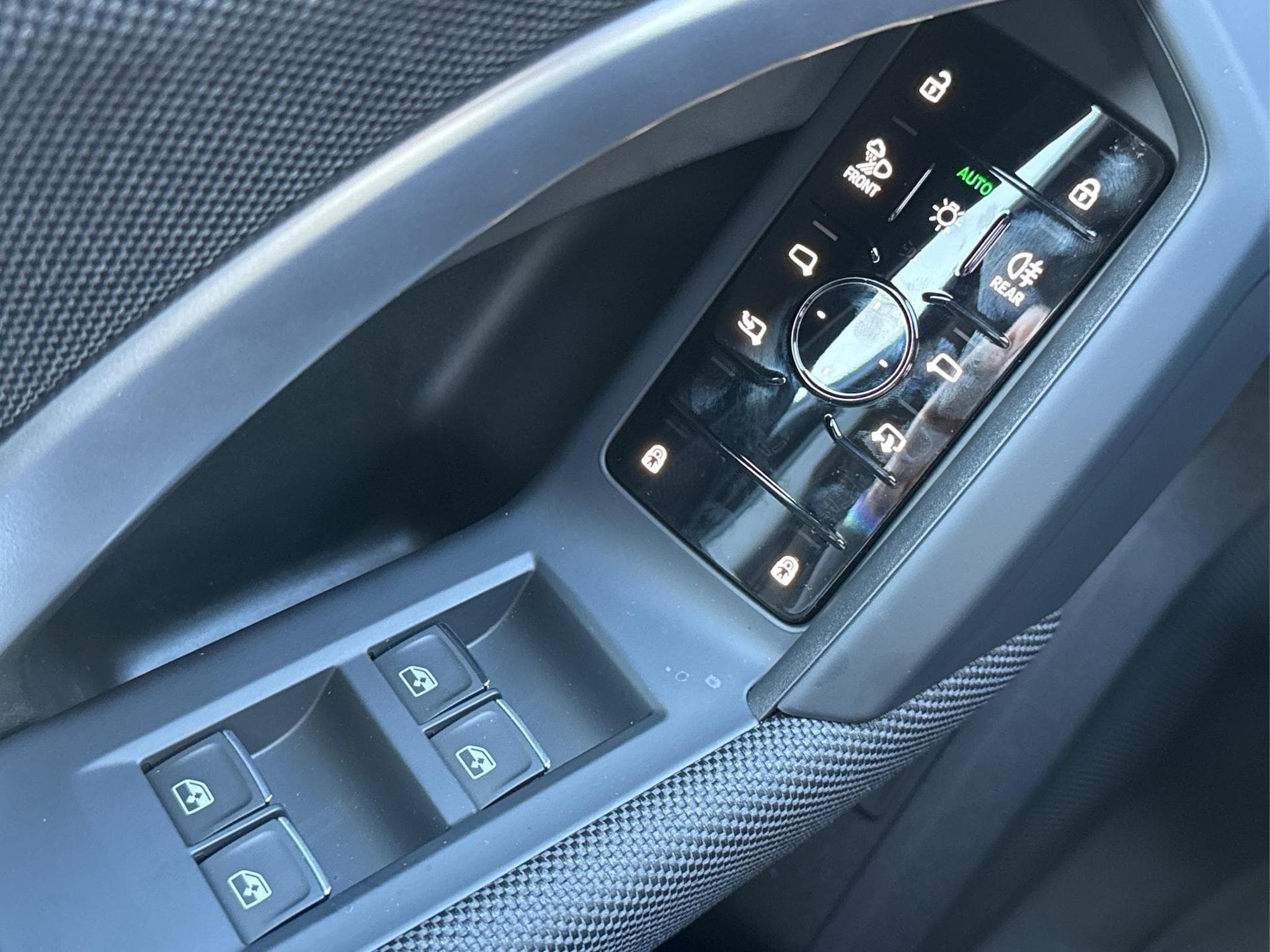 Audi Q5 Basis (2026) - Photo 22