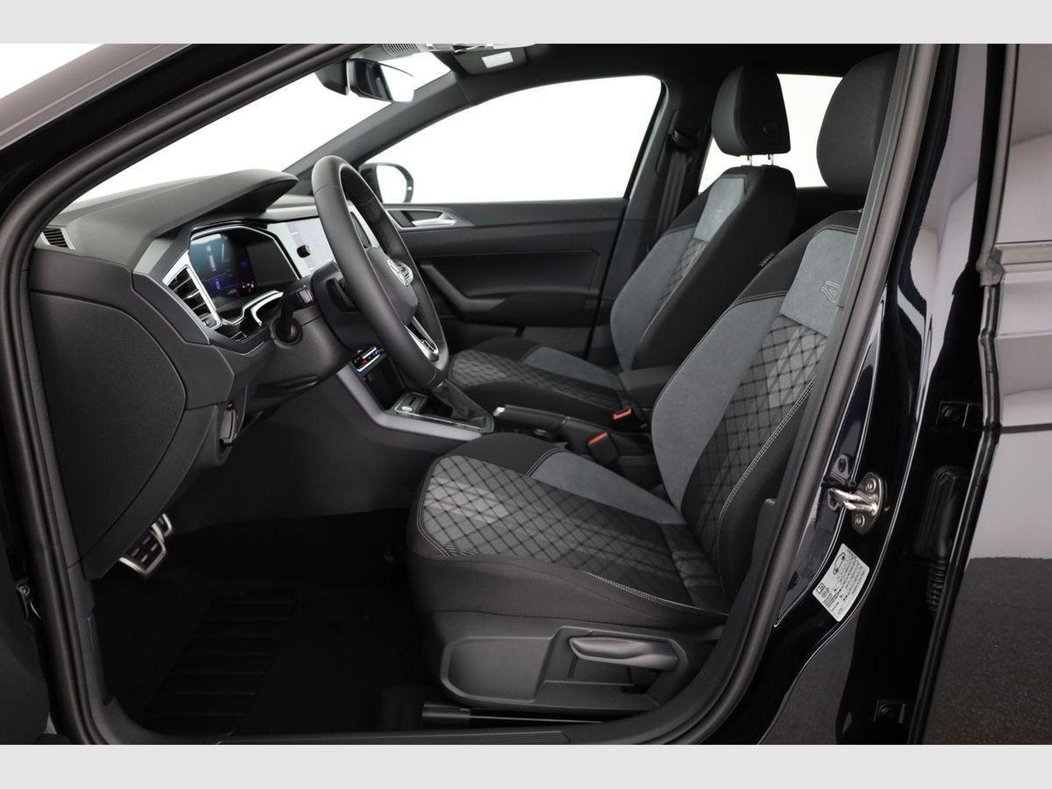VW Taigo R-Line (2026) - Photo 9