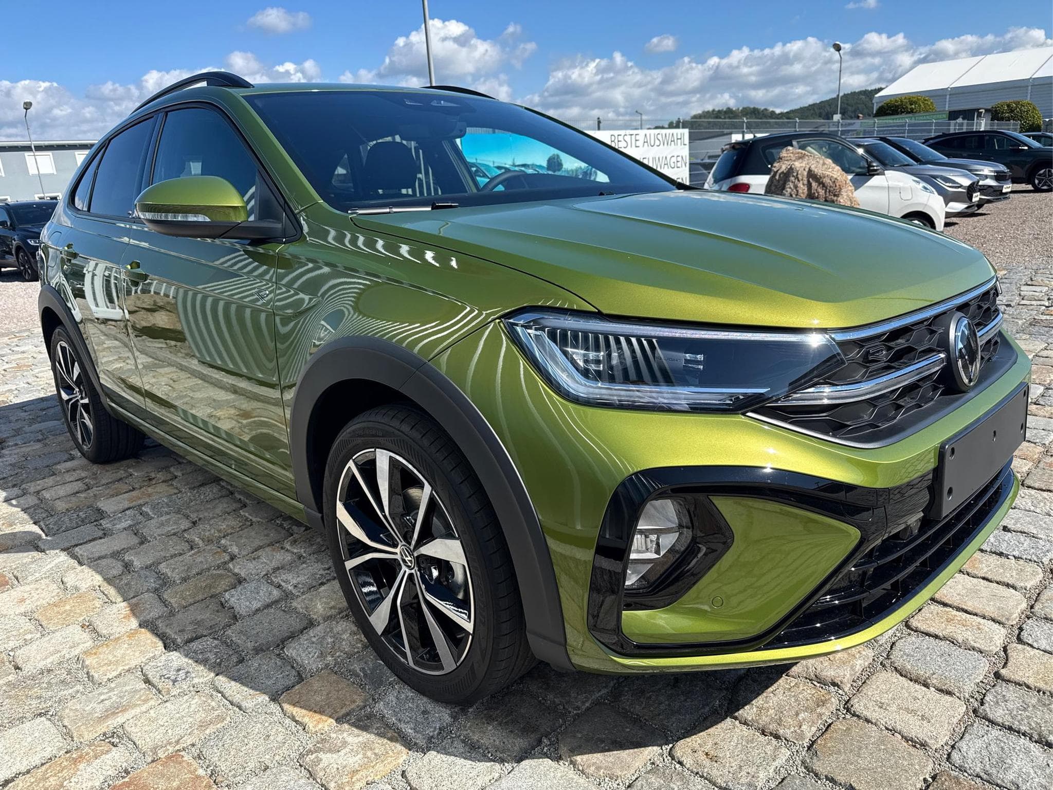 VW Taigo Limited R-LINE -1.0 (2026) - Photo 3