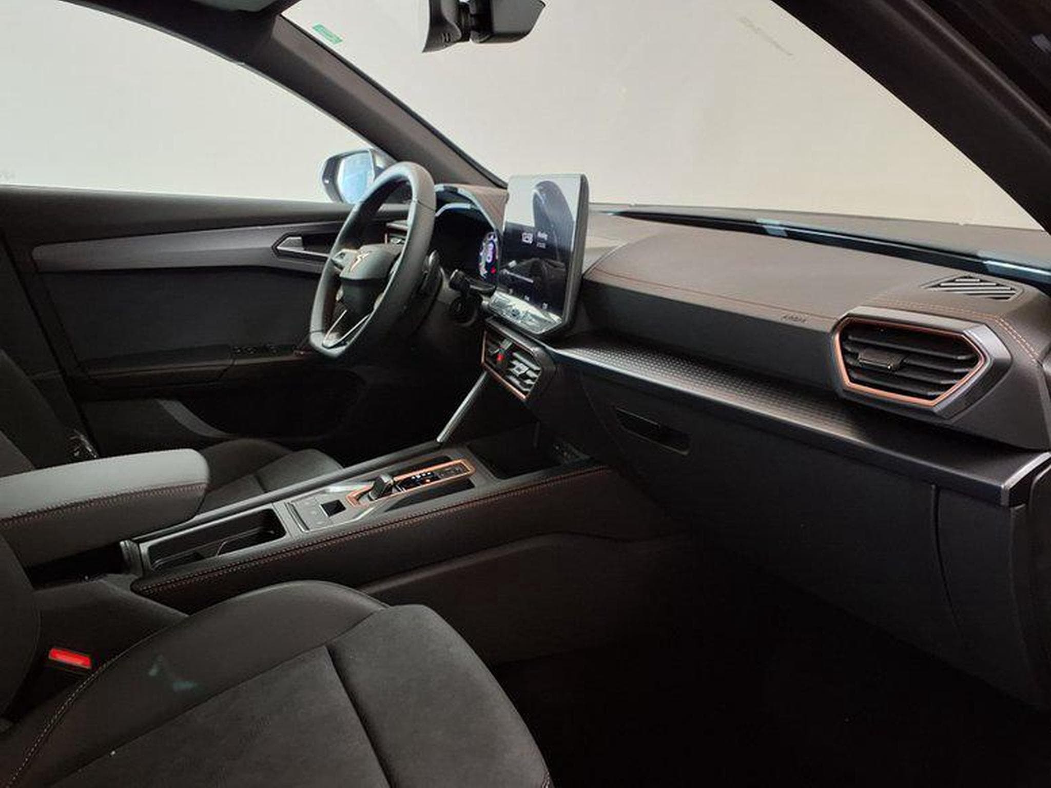 Cupra Formentor VZ 2.0 TSI (2026) - Photo 10