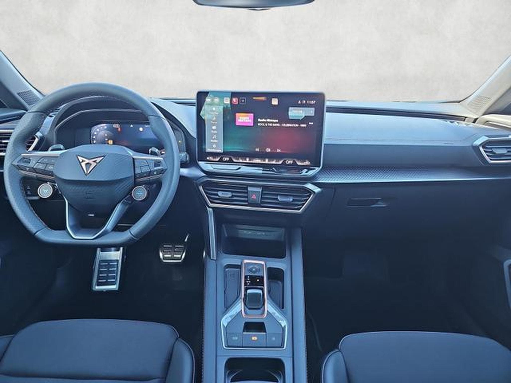 Cupra Formentor 1.5 eTSI 110 kW (2026) - Photo 11