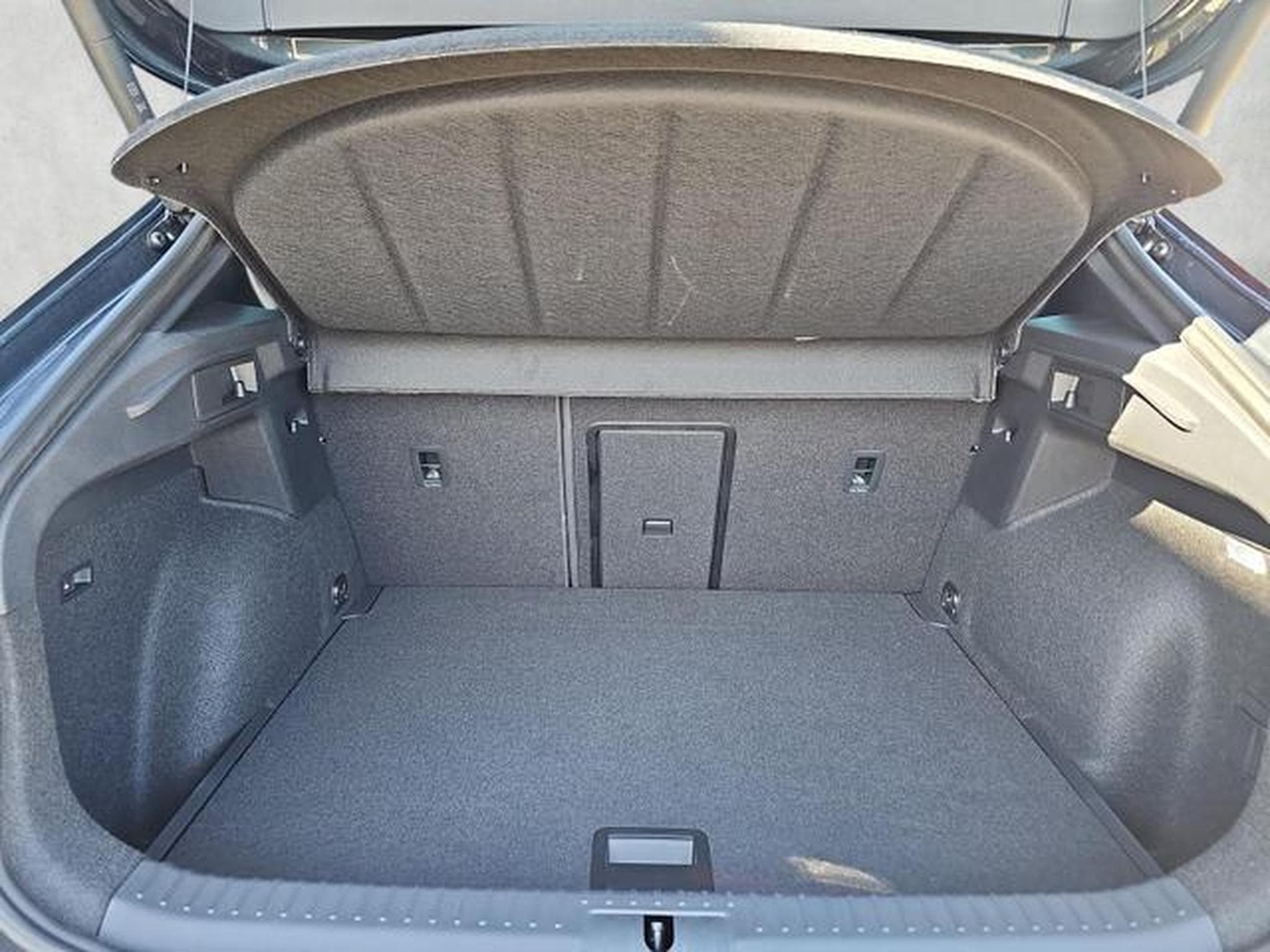 Cupra Formentor 1.5 eTSI 110 kW (2026) - Photo 14