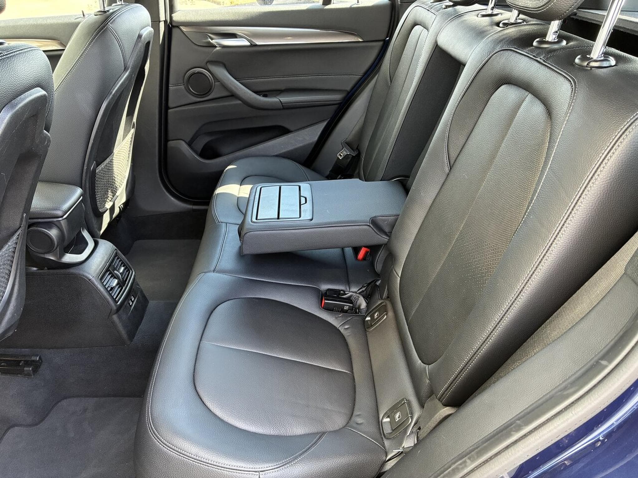 BMW X1 SDRIVE 18IA 140 CV XLINE GPS (2018) - Photo 4