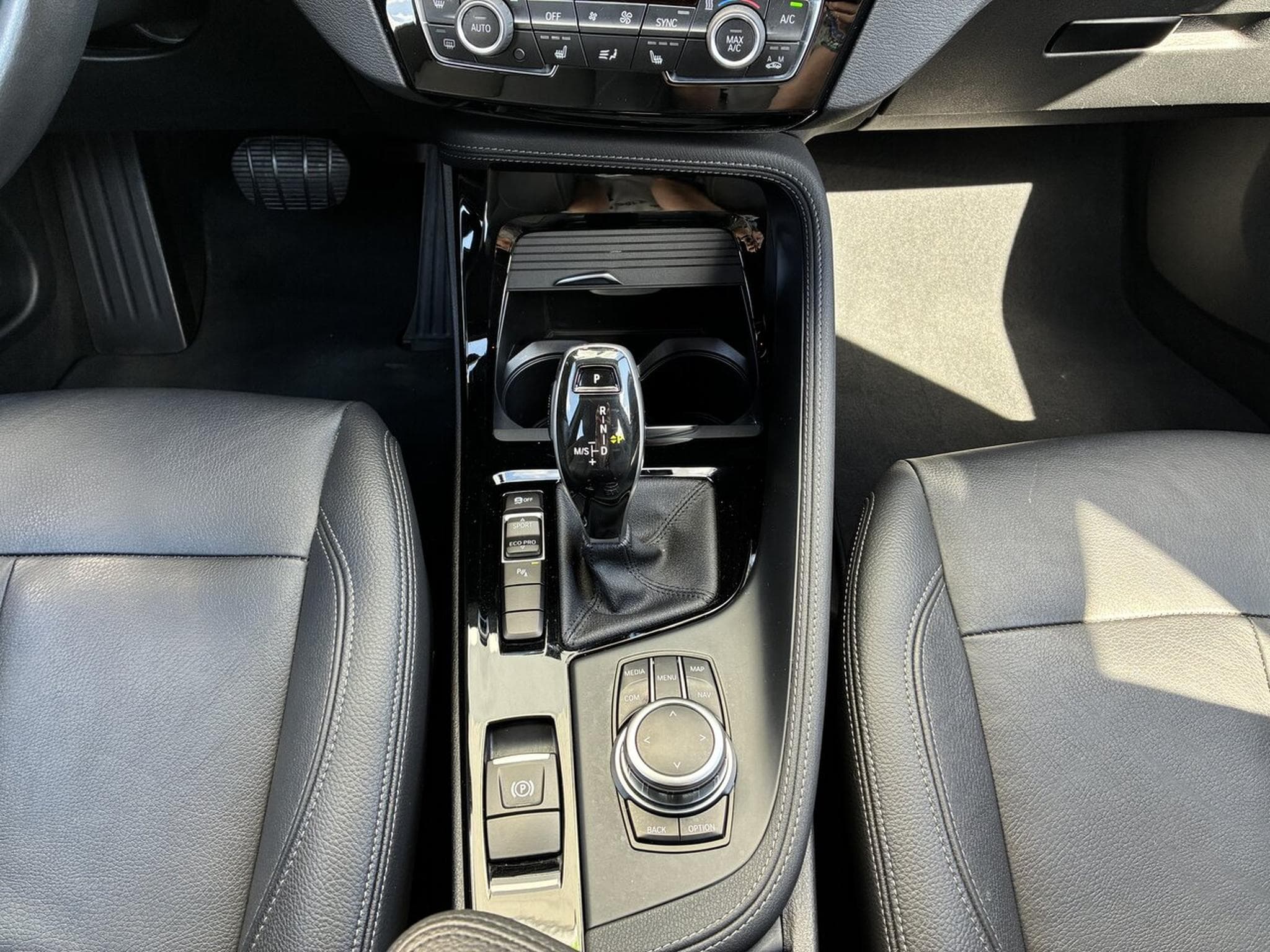 BMW X1 SDRIVE 18IA 140 CV XLINE GPS (2018) - Photo 13