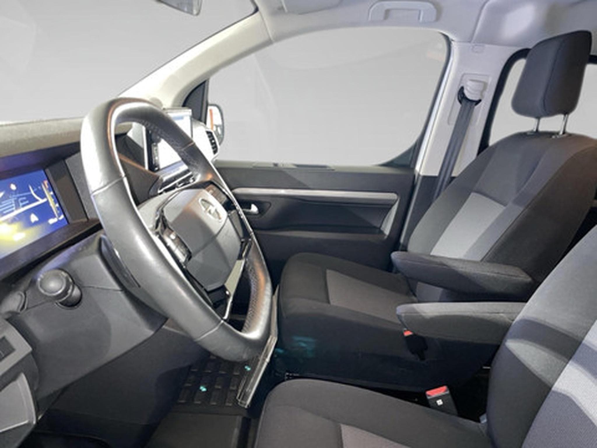Opel Zafira Life 2.0 TD BI 130KW S/S L3H1 Edit. High AT8 (2024) - Foto 4