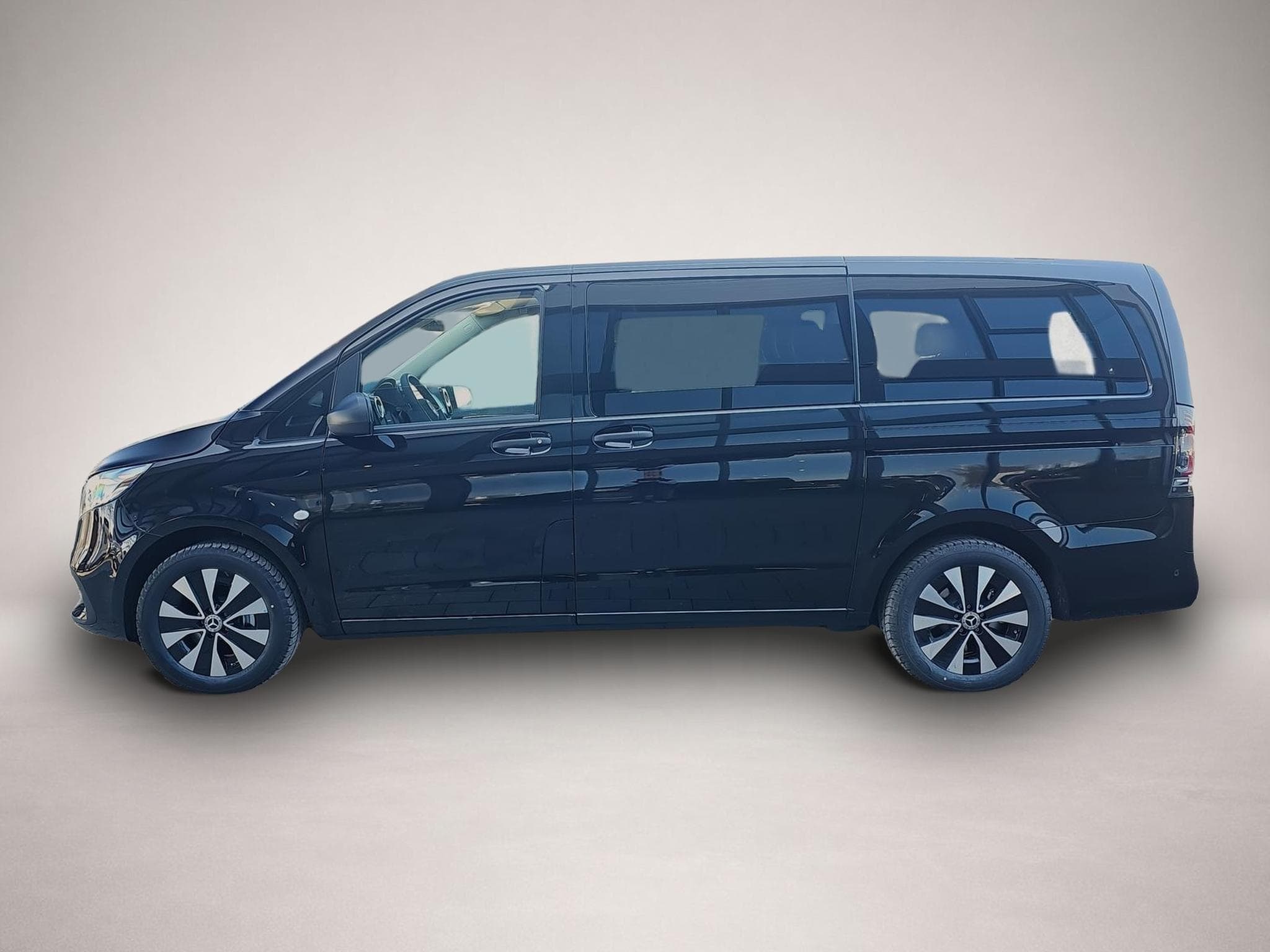 Mercedes Vito (2026) - Photo 4