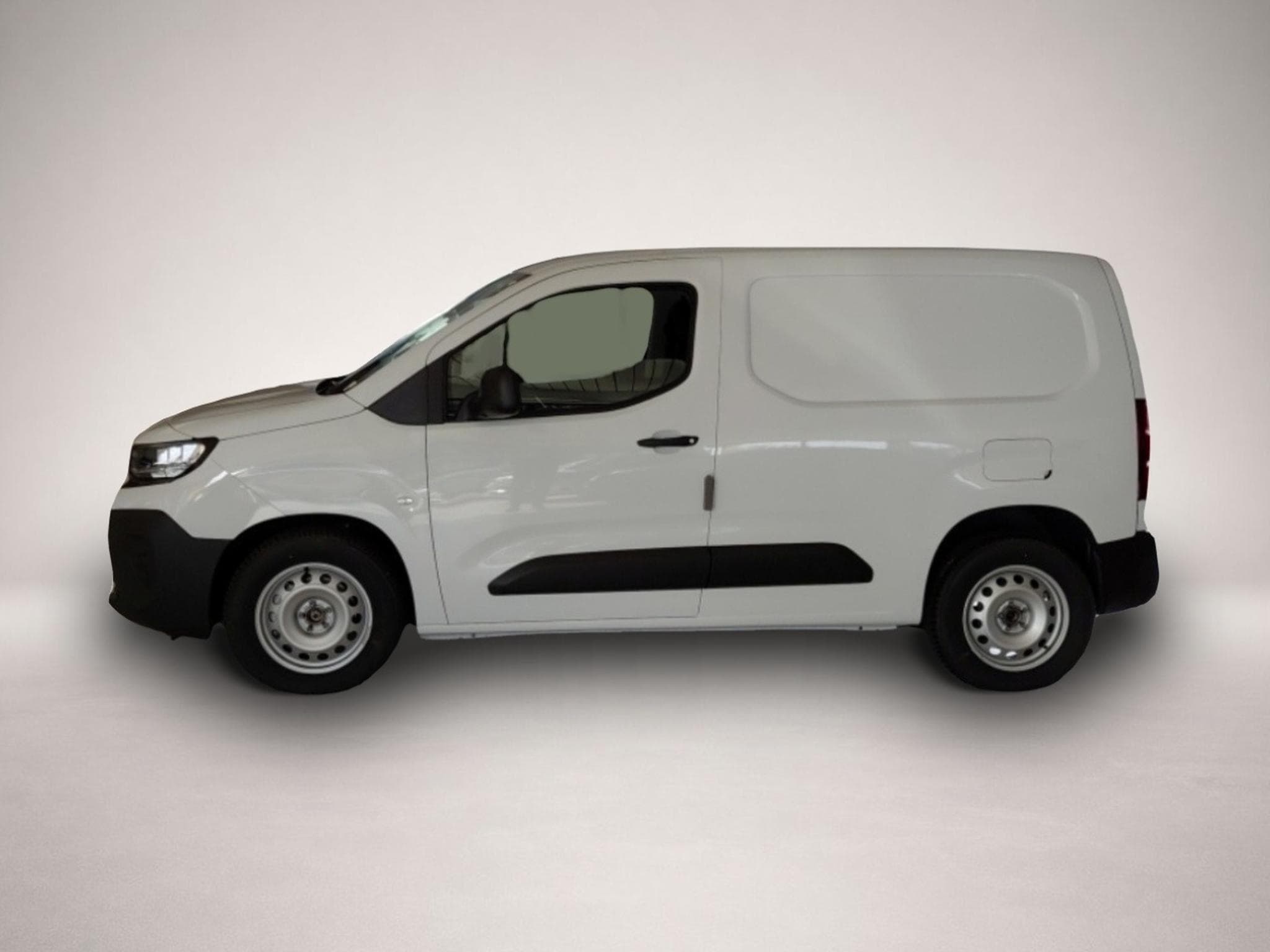 Opel Monterey (2026) - Photo 3