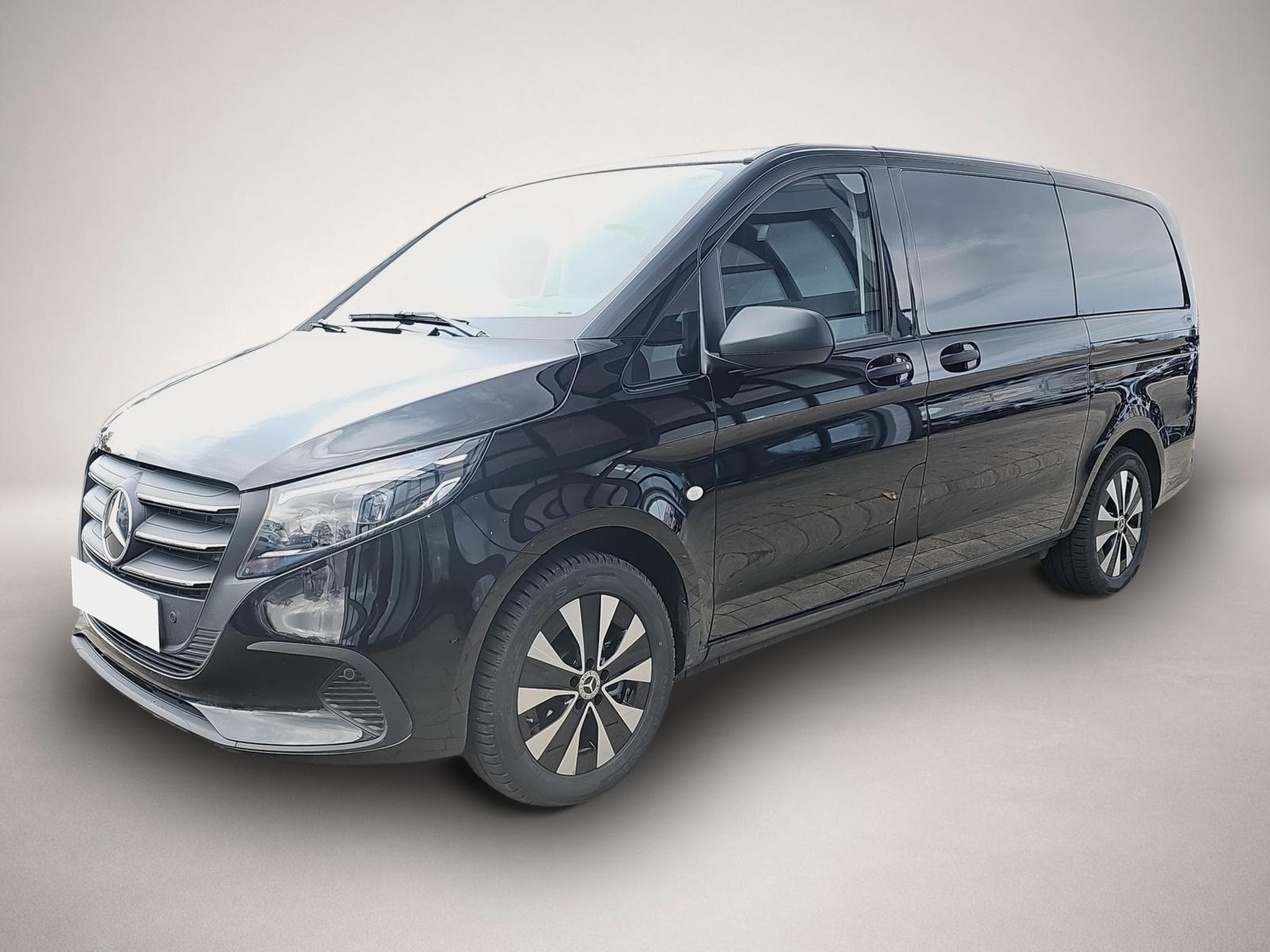 Mercedes Vito (2026) - Photo 3